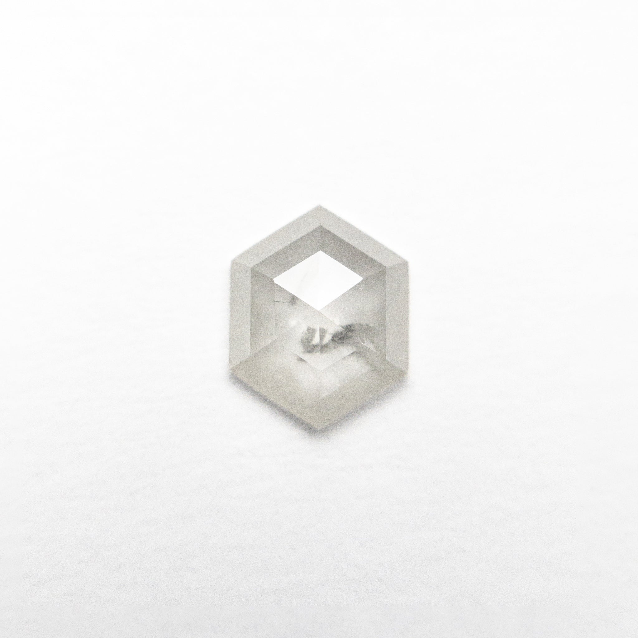 0.65ct 6.84x5.46x2.11mm Hexagon Rosecut 25457-16
