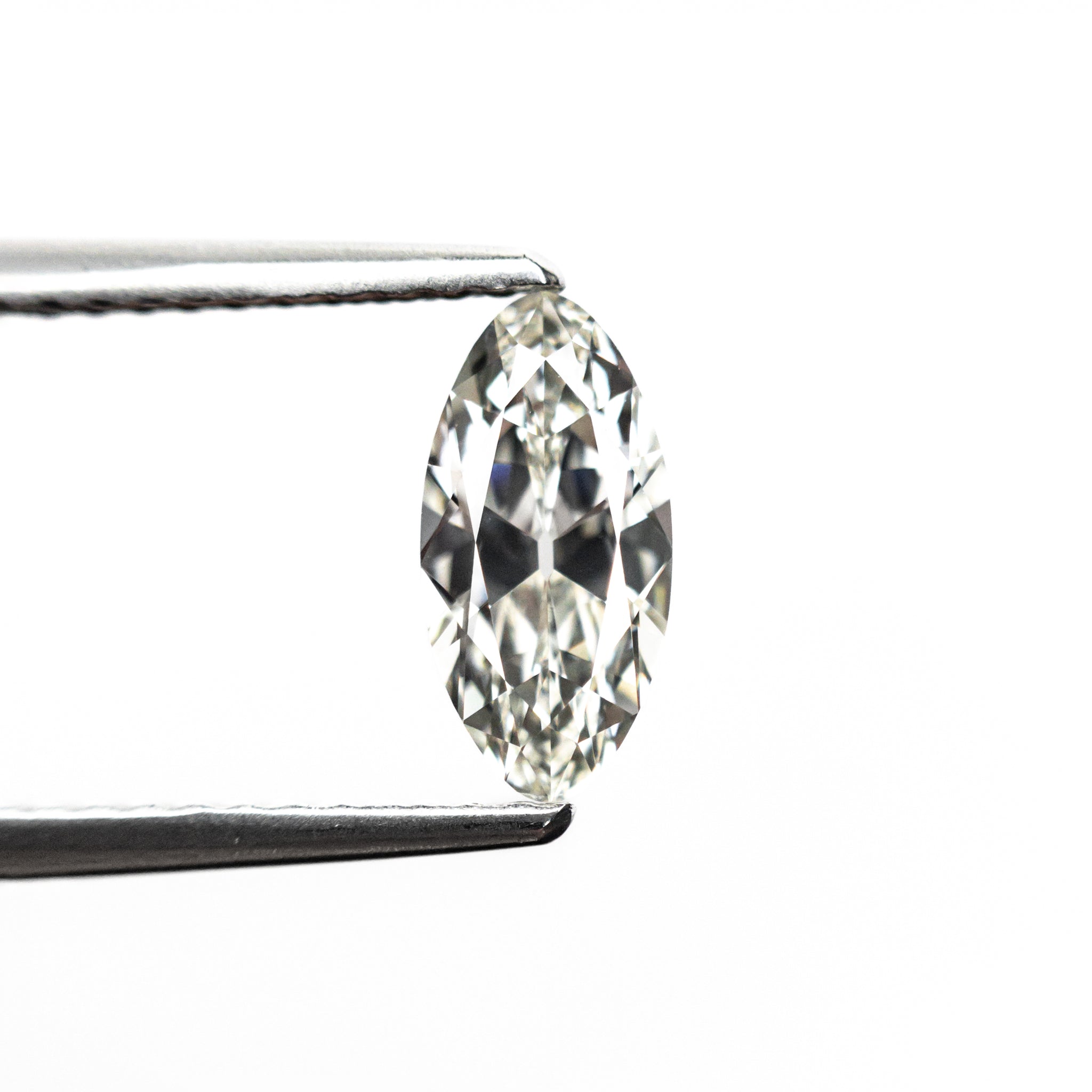 0.71ct 8.84x4.37x2.80mm VVS2 K Modern Antique Moval Brilliant 26540-02