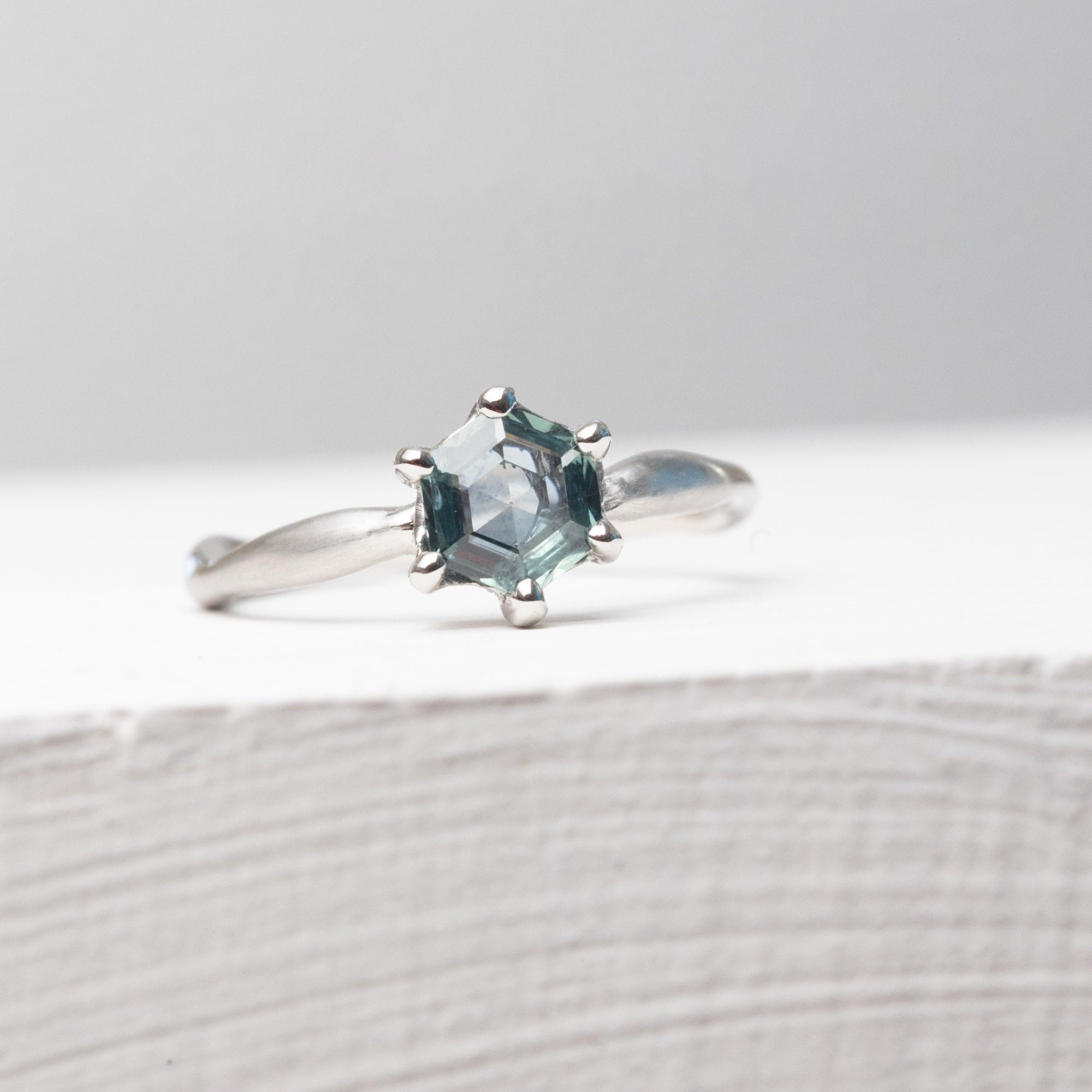 0.87ct Hexagon Step Cut Sapphire <br><b> Ileava Jewelry </b>| Hexagon Water Ring