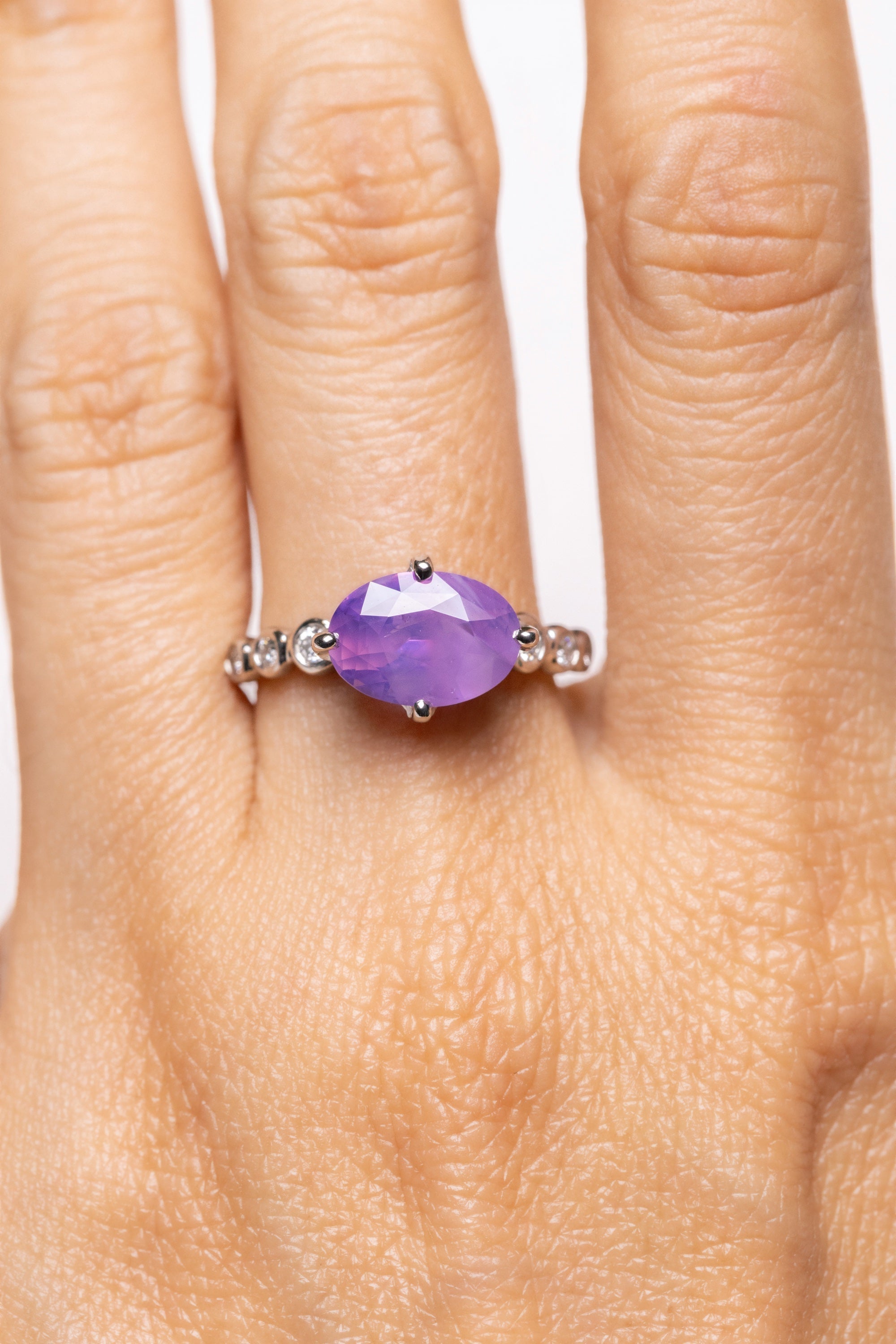 3.06ct Oval Brilliant Sapphire <br><b> Ileava Jewelry </b>| Platinum Emily Ring