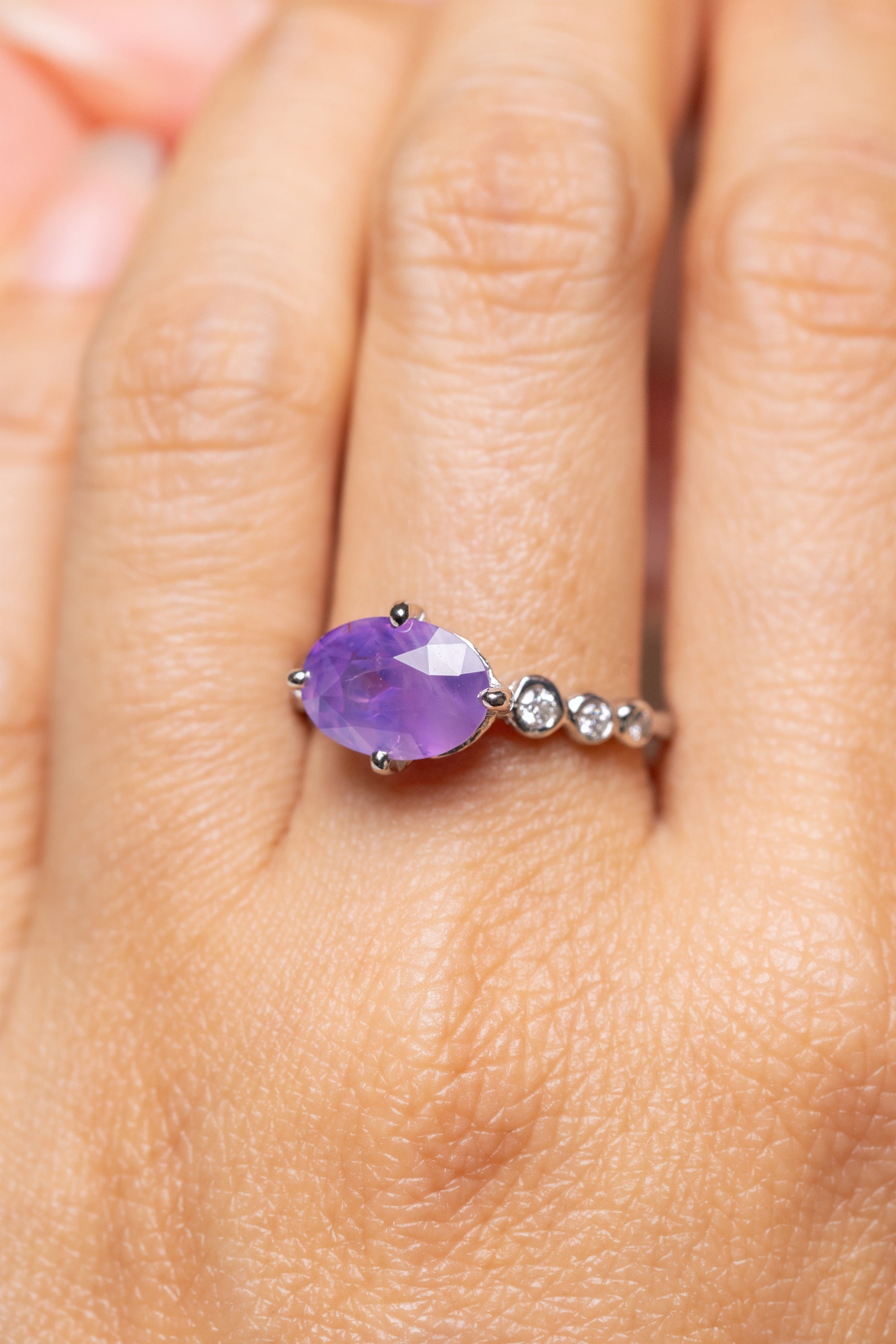 3.06ct Oval Brilliant Sapphire <br><b> Ileava Jewelry </b>| Platinum Emily Ring