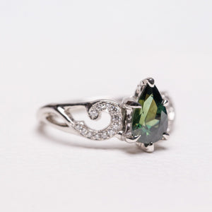 1.51ct Pear Brilliant Sapphire <br><b> Ileava Jewelry </b>| Layla Ring