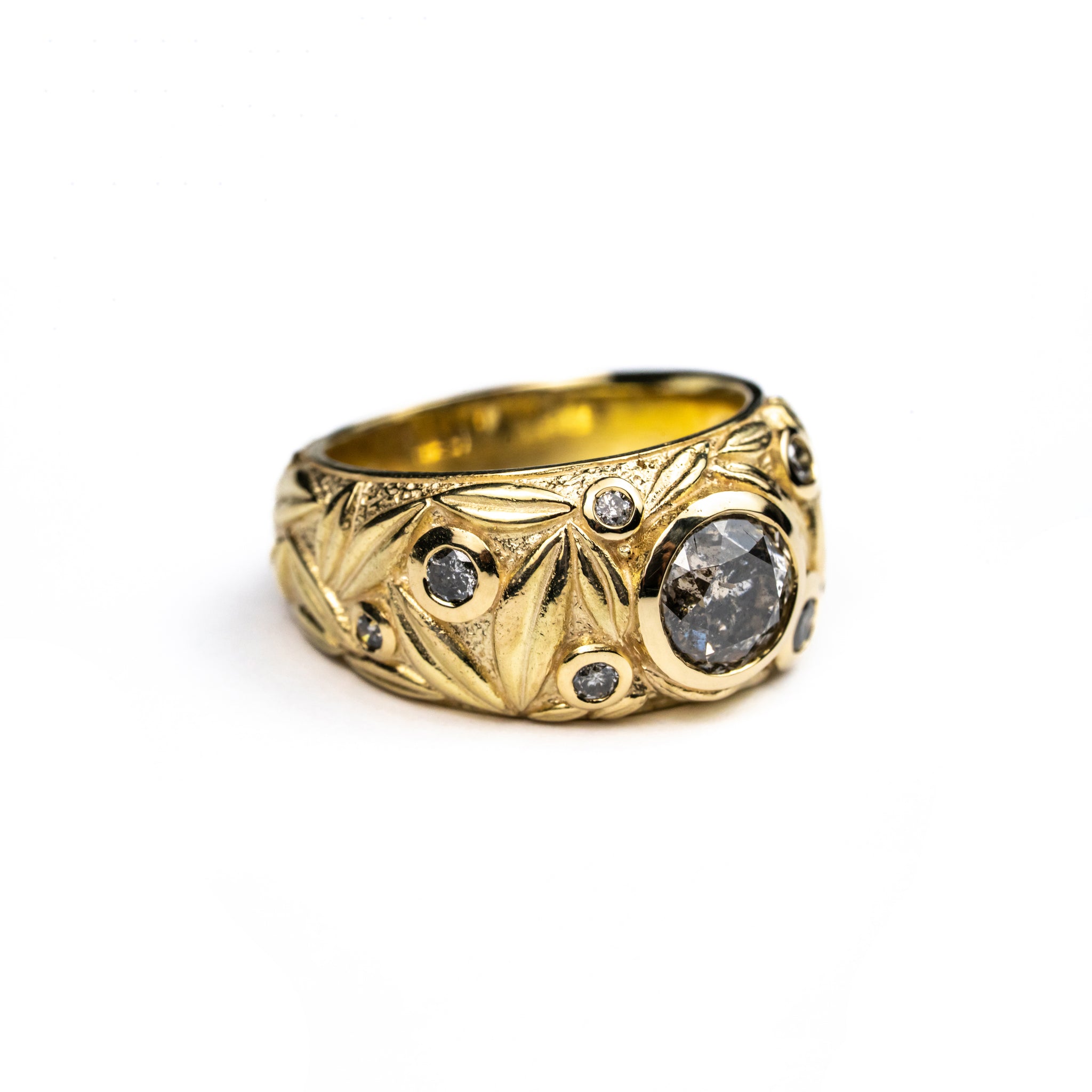 1.48ct Round Brilliant π¨π¦ <br> <b>Pernilla Vancouver Goldsmith</b> | Giardino Ring