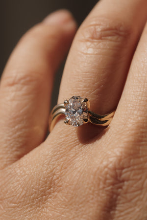 Foe & Dear - Leilani Ring - 1.05ct Champagne GIA Oval Brilliant Diamond