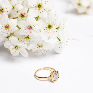 Silver Lining Round 1.8ct Salt and Pepper Diamond Engagement Ring Hammered Halo Hammered 14k Gold Band - MTD