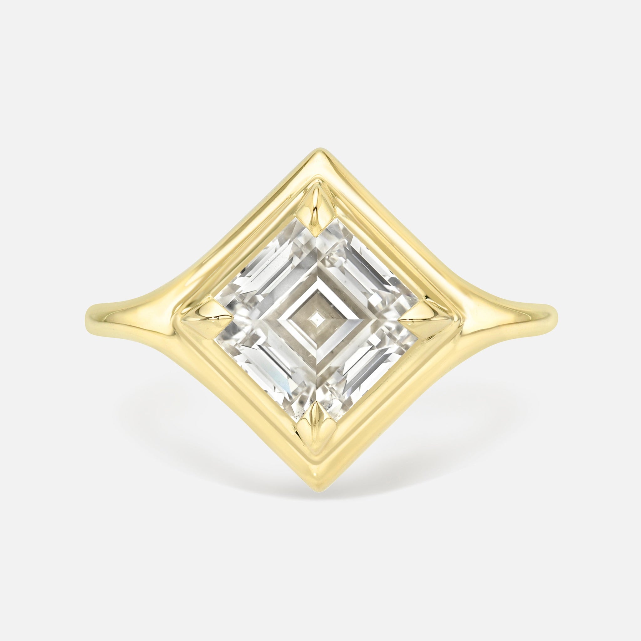 2.72ct Carré Step Cut <br><b> Maggi Simpkins </b> | Carré Skinny Signet Ring