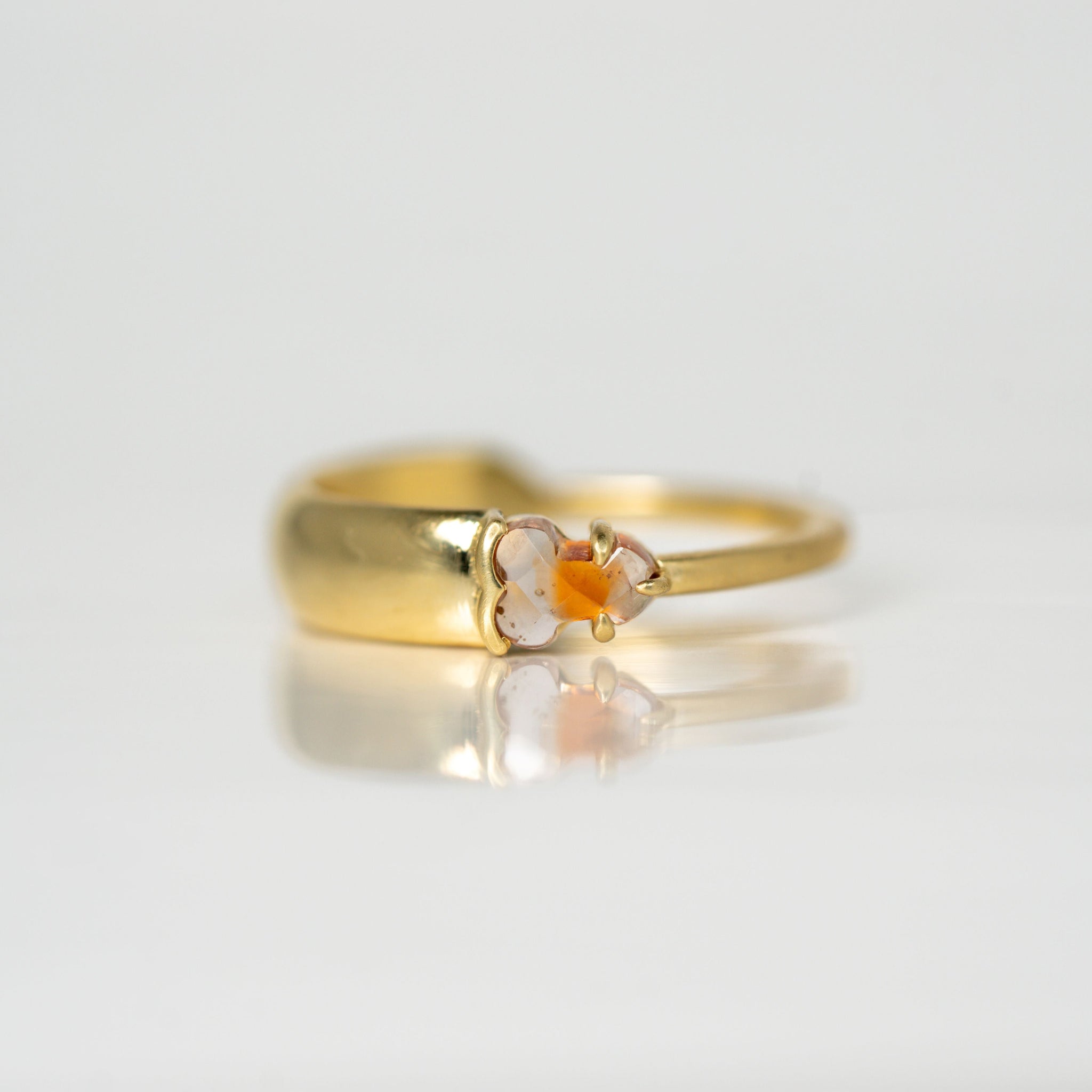 0.50-0.80ct Penis Rosecut Sapphire <br><b> Dallas Maynard Jewelry </b>| Hermes Ring