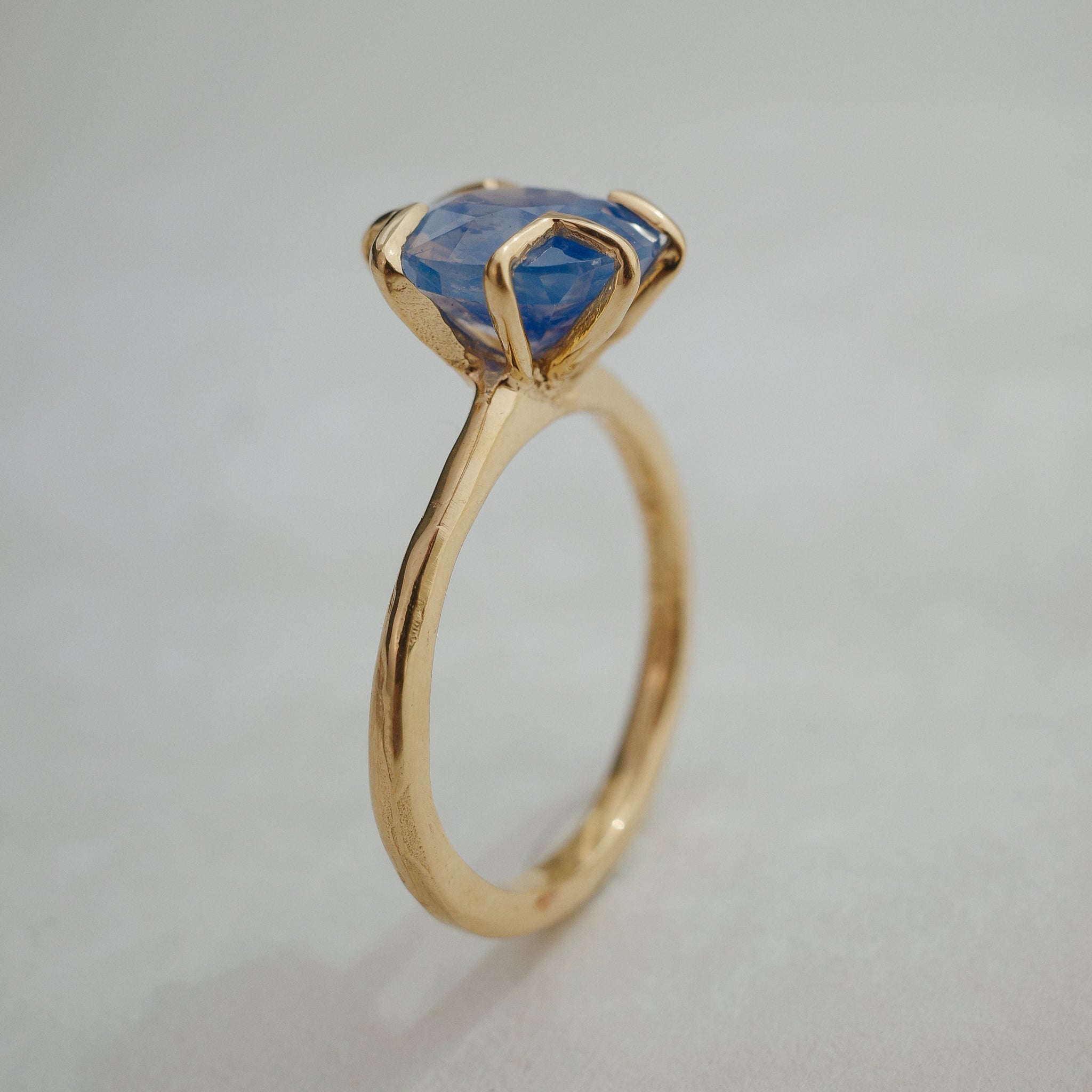 3.55ct Round Brilliant Sapphire <br> <b>We Are Arrow </b>| Sapphire Lotus Ring