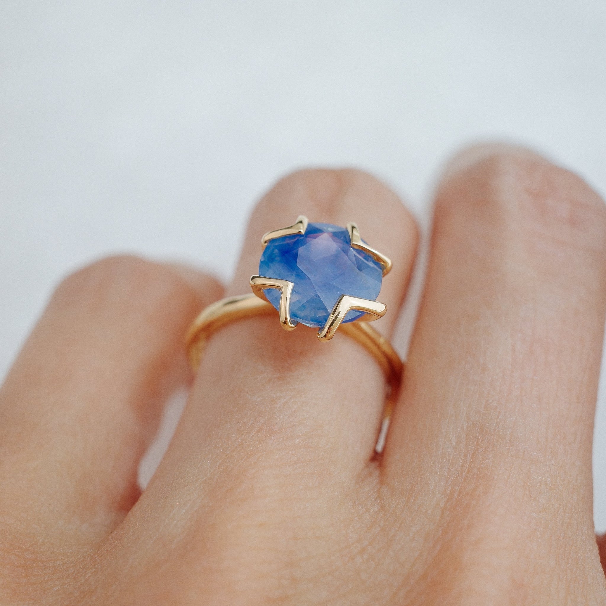 3.55ct Round Brilliant Sapphire <br> <b>We Are Arrow </b>| Sapphire Lotus Ring