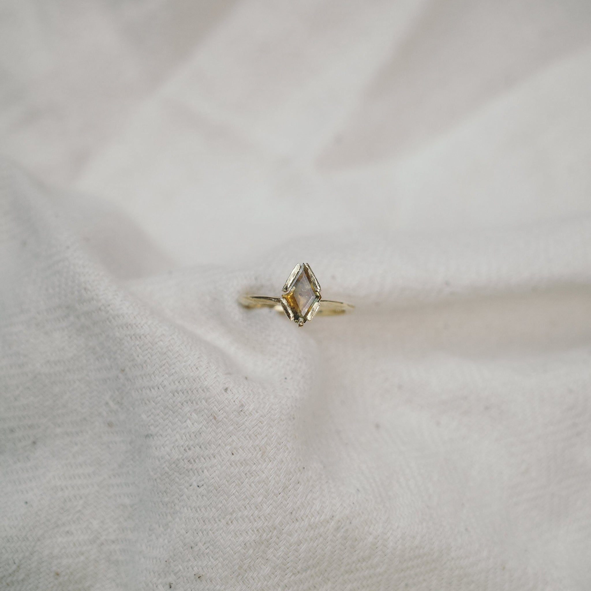 1.53ct Lozenge Portrait Cut Sapphire <br> <b>We Are Arrow </b>| Open Bezel Lozenge Sapphire Ring