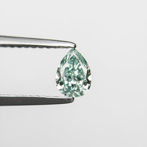 0.32ct 5.48x3.95x2.17mm GIA Fancy Vivid Bluish Green Pear Brilliant 24131-01