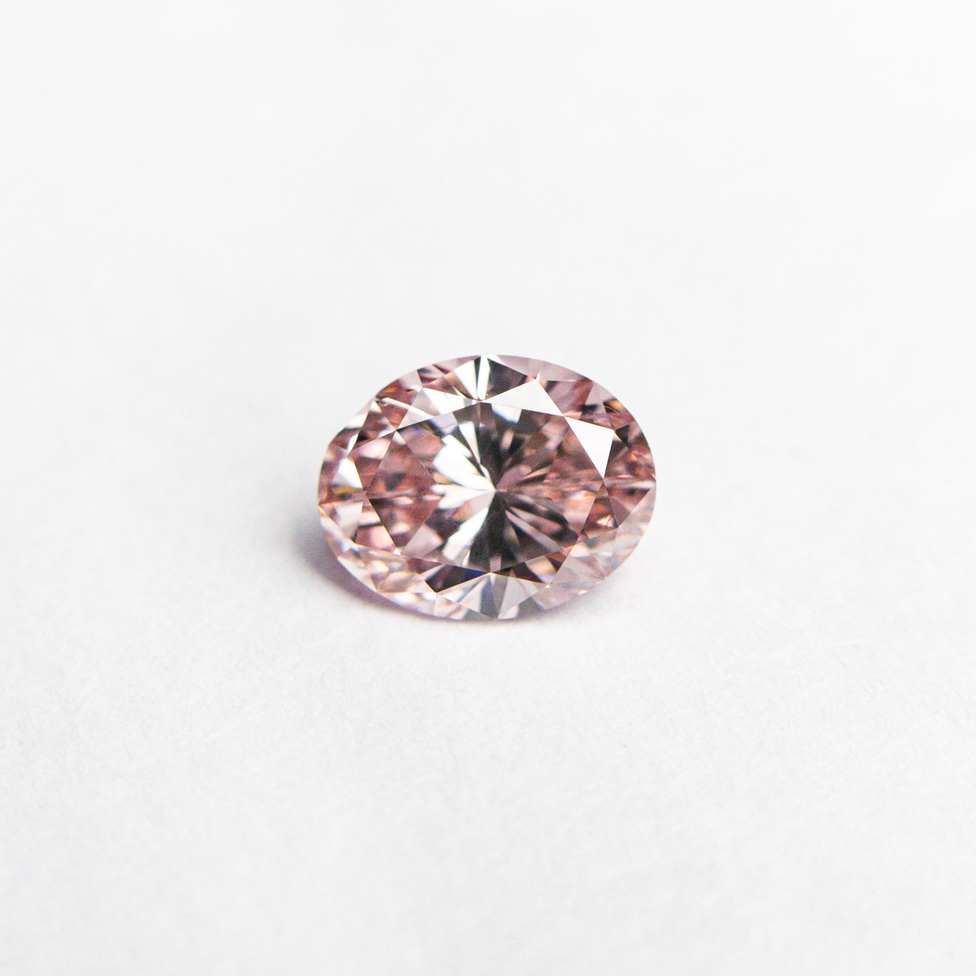 0.40ct 5.42x4.21x2.69mm GIA VS2 Fancy Pink Oval Brilliant 24157-01