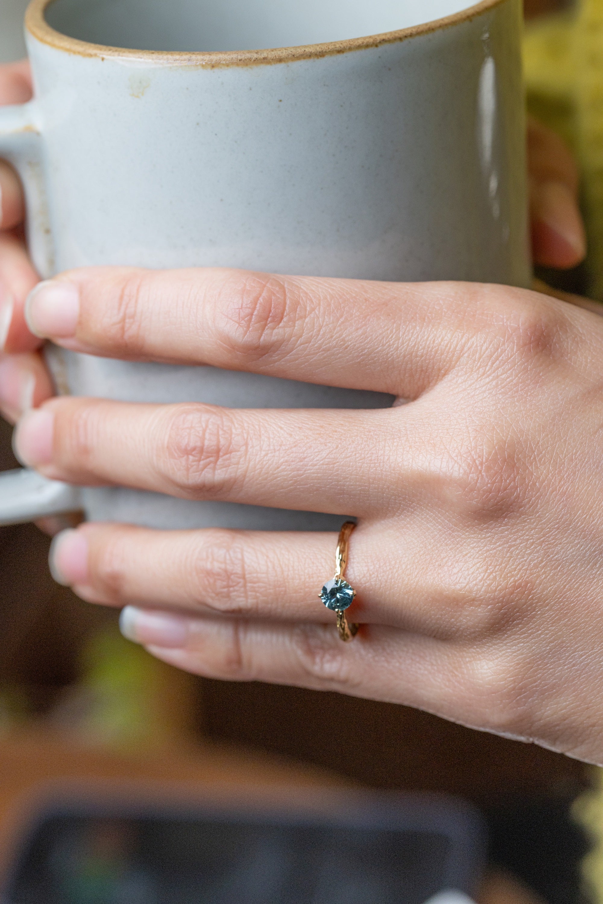 0.64ct Round Brilliant Sapphinre <br><b> Ileava Jewelry</b> | Branch2 Ring