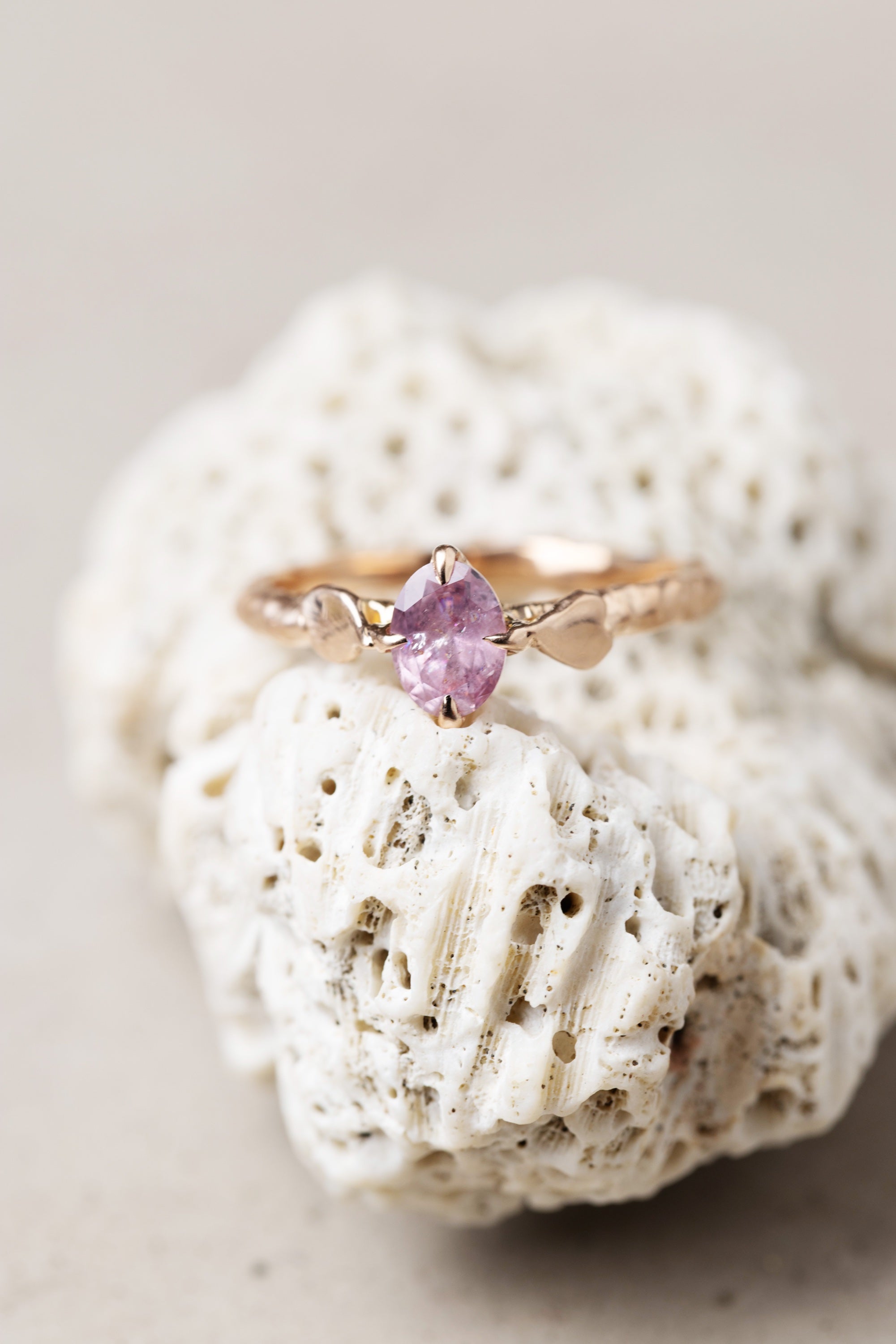 0.63ct Oval Brilliant Saphire </b><b> Ileava Jewelry </b> | Three Sakura Petals Ring