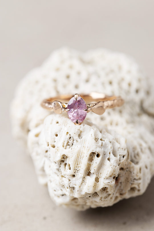 0.63ct Oval Brilliant Saphire </b><b> Ileava Jewelry </b> | Three Sakura Petals Ring