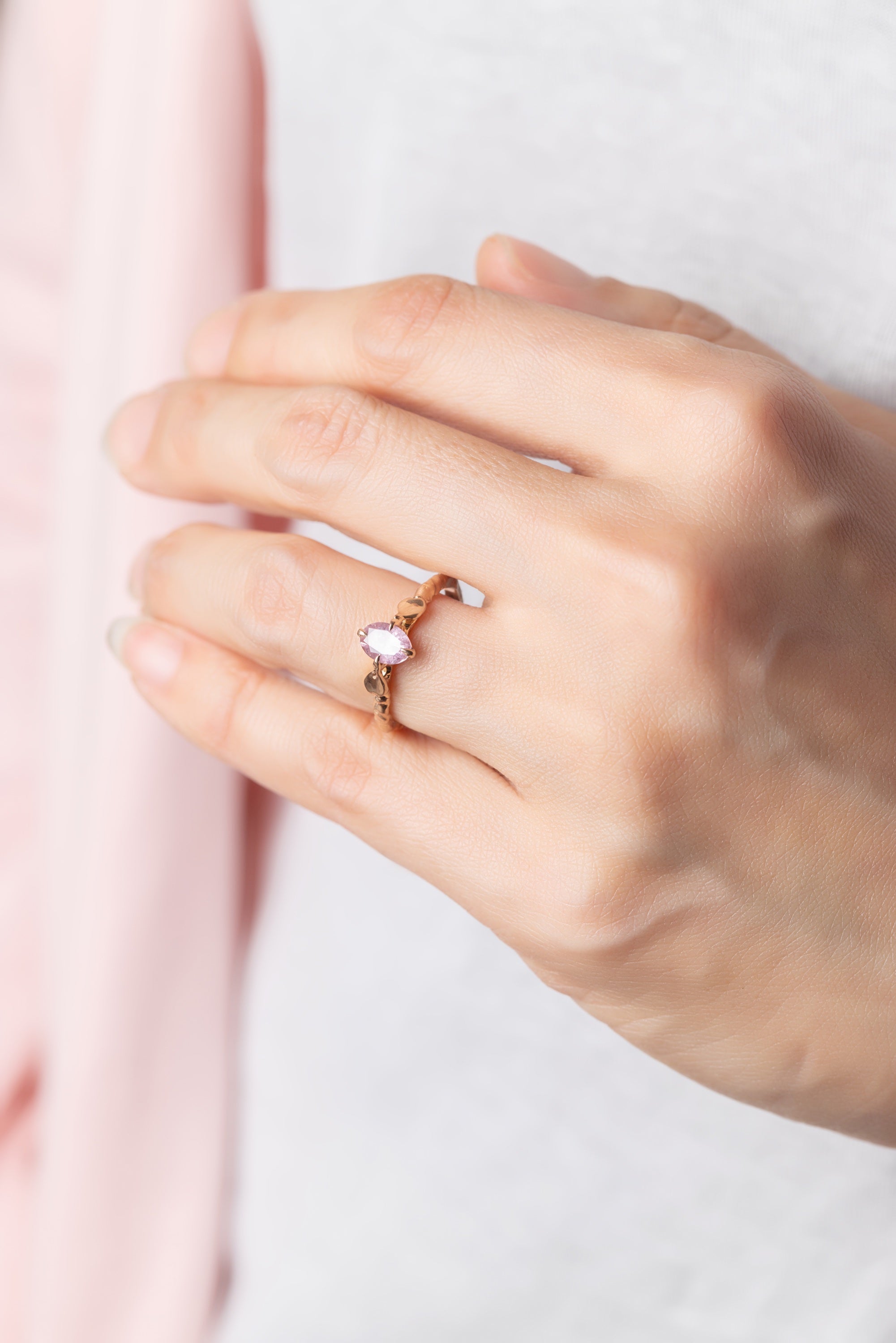 0.63ct Oval Brilliant Saphire </b><b> Ileava Jewelry </b> | Three Sakura Petals Ring