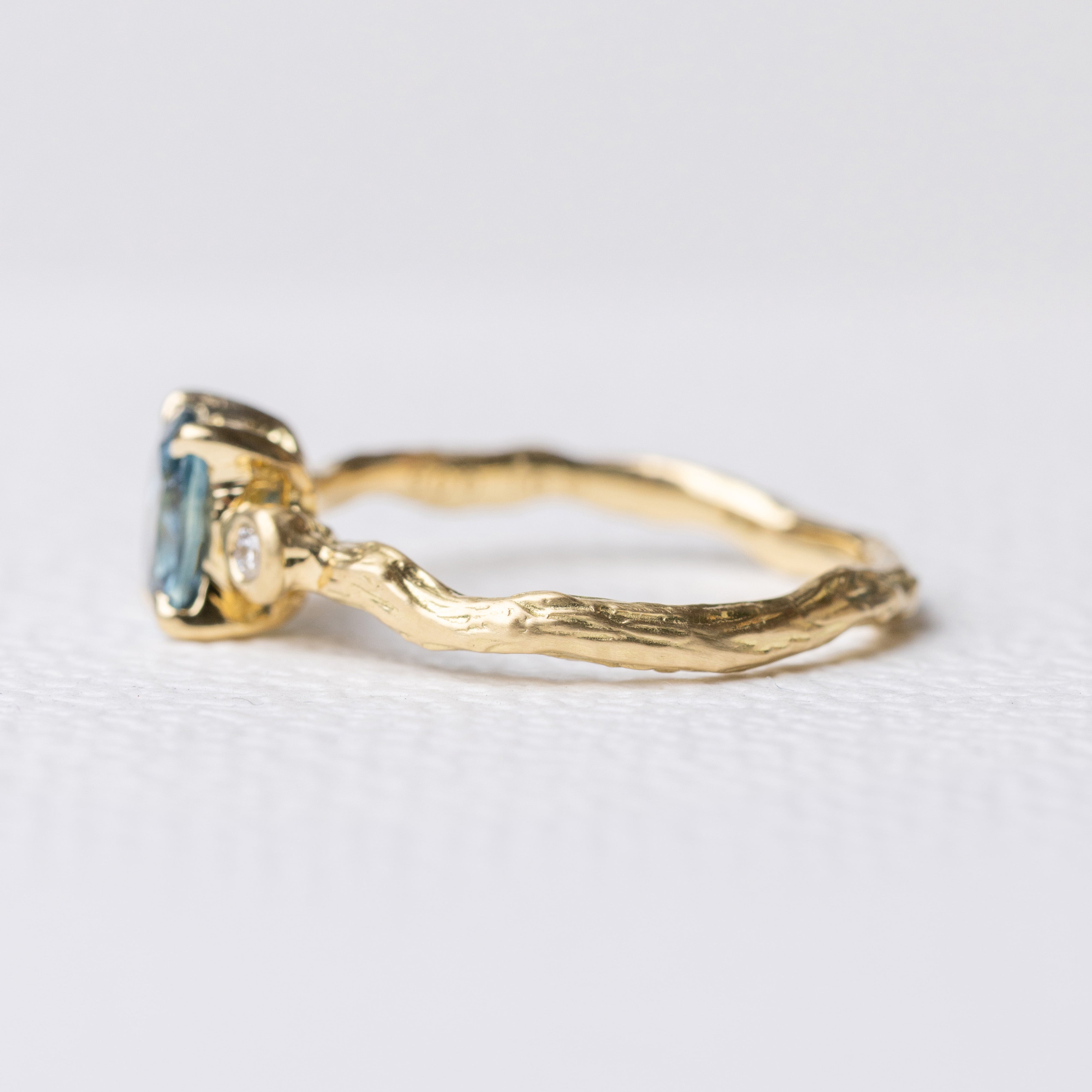 0.91ct Cushion Brilliant Sapphire </b><b> Ileava Jewelry </b> | Branch Ring