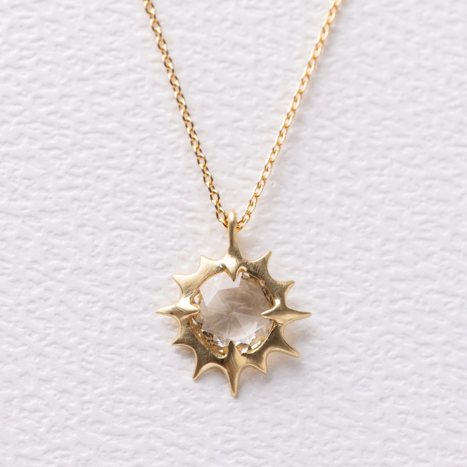 0.82ct Round Rosecut Sapphire <br><b> Ileava Jewelry </b>| Sapphire Sun Necklace