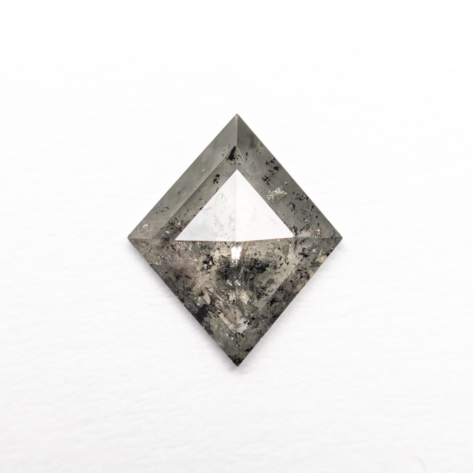 0.69ct 8.66x7.49x1.99mm Kite Rosecut 19202-15