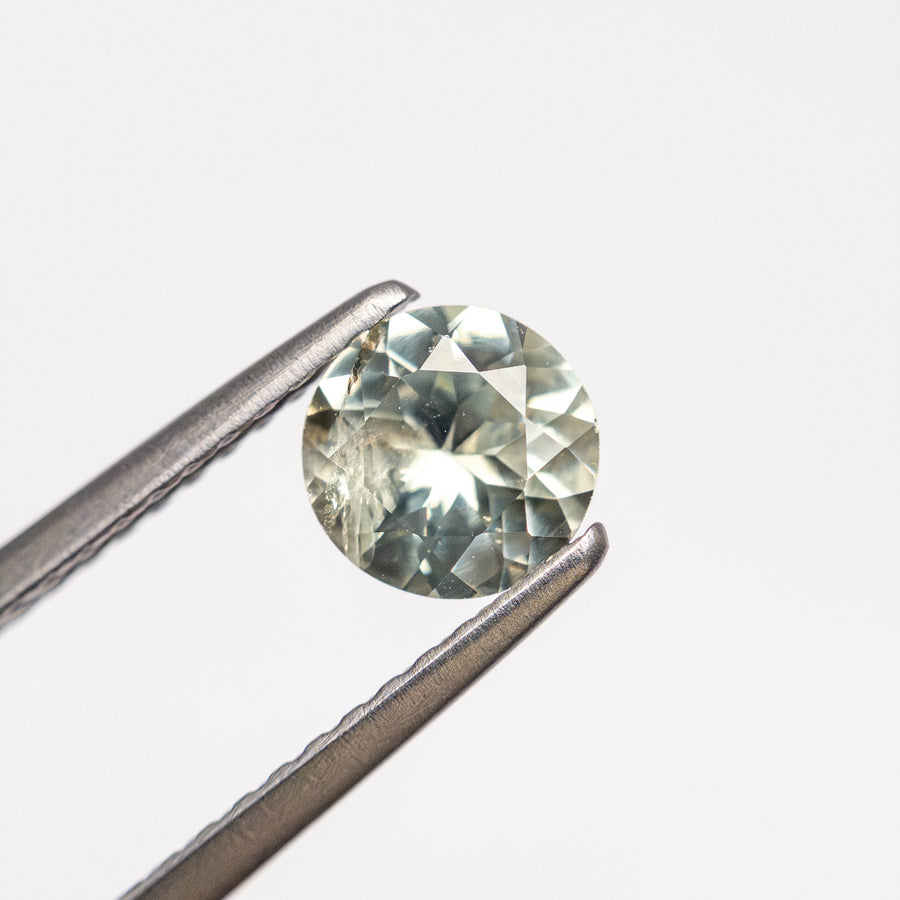 0.69ct 5.36-5.42x3.19mm Round Brilliant Sapphire 19940-03