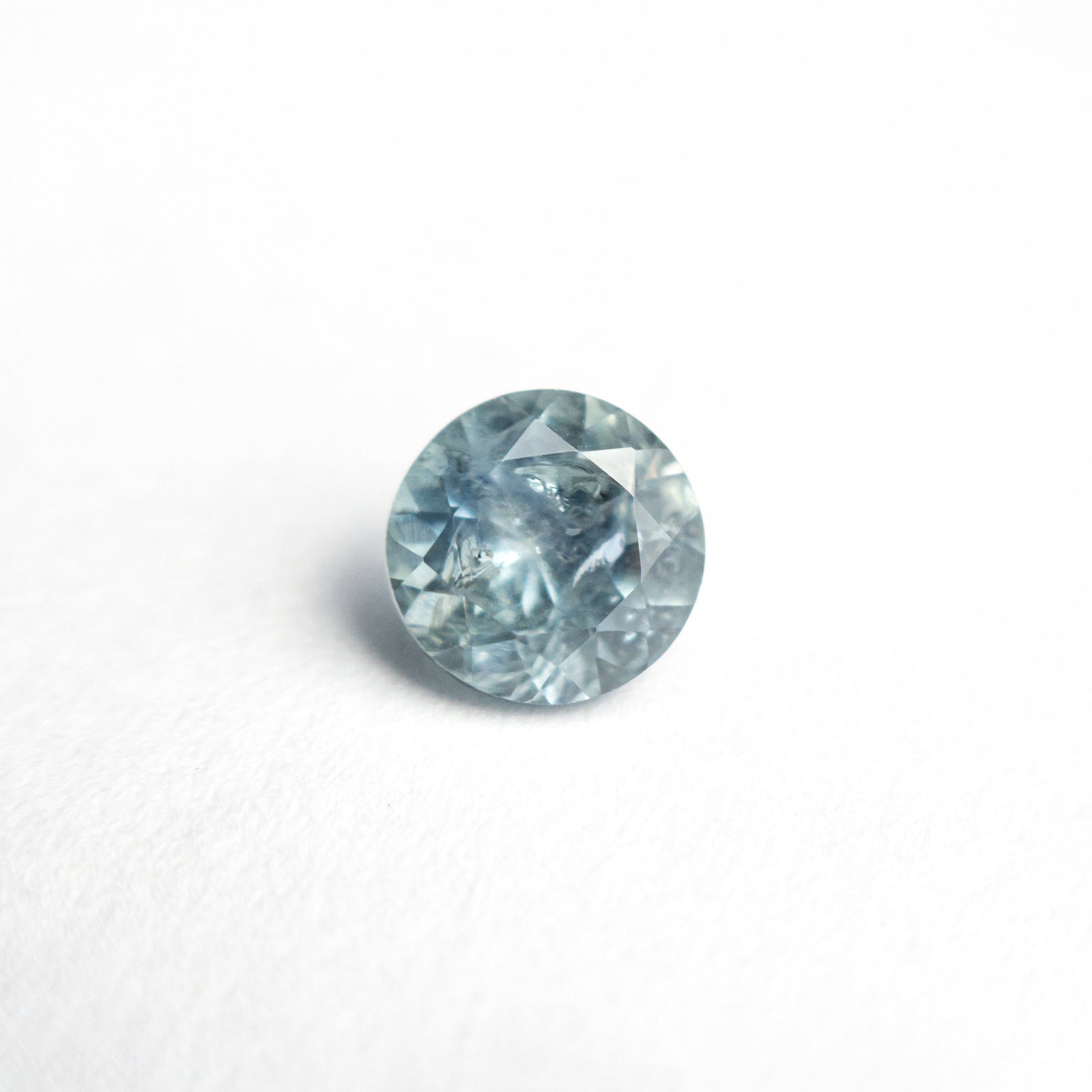 0.83ct 5.61x5.52x3.55mm Round Brilliant Sapphire 19940-17