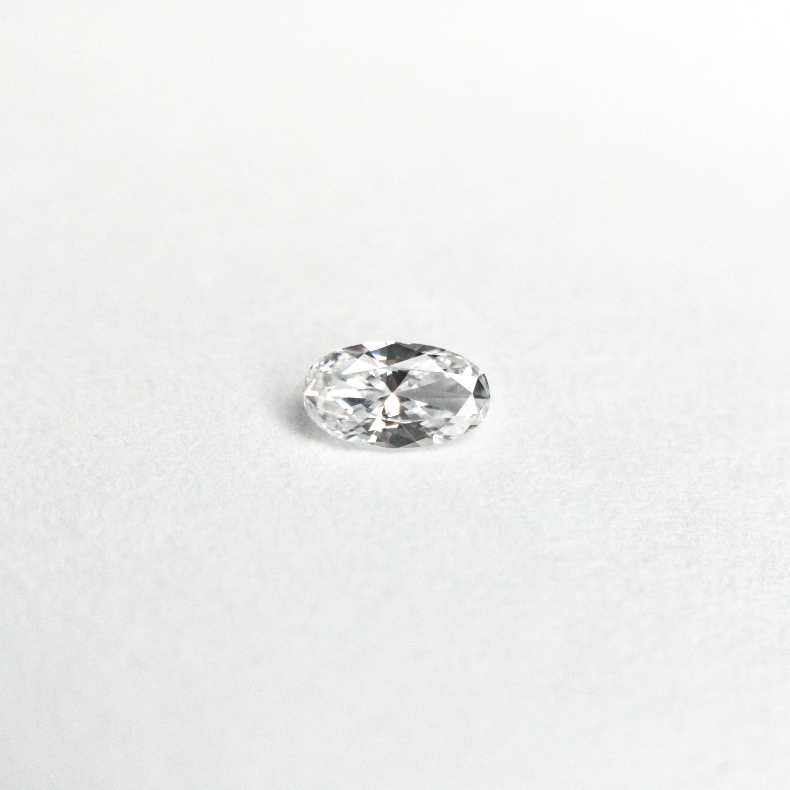 0.09ct 4.04x2.29x1.34mm Oval Brilliant 🇨🇦 21540-01