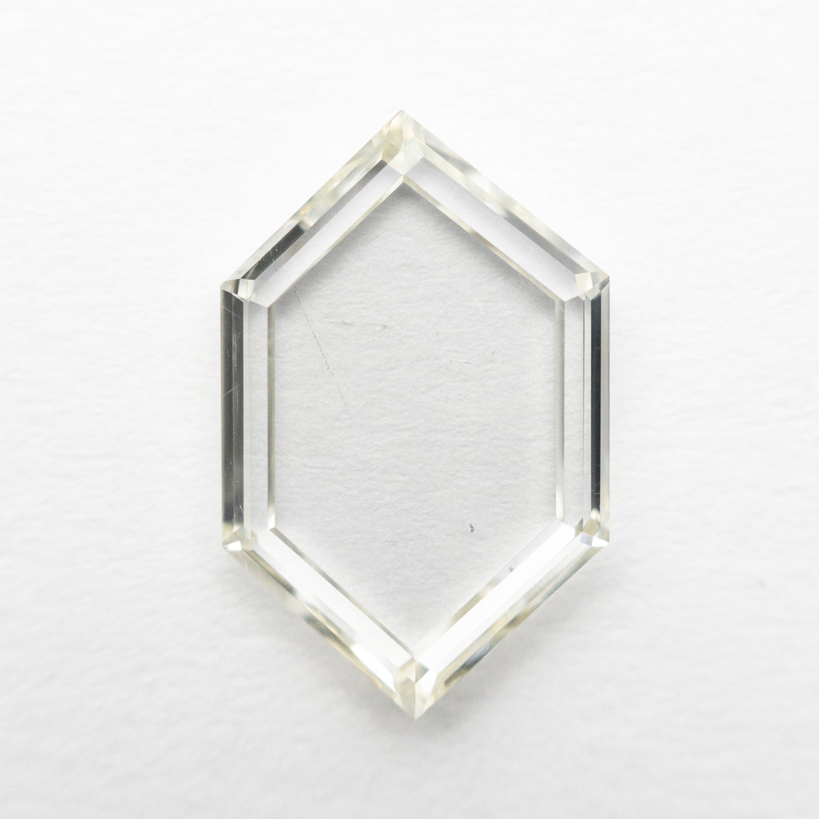 2.37ct 13.28x8.43x2.07mm SI2 O-P Hexagon Portrait Cut 21688-01