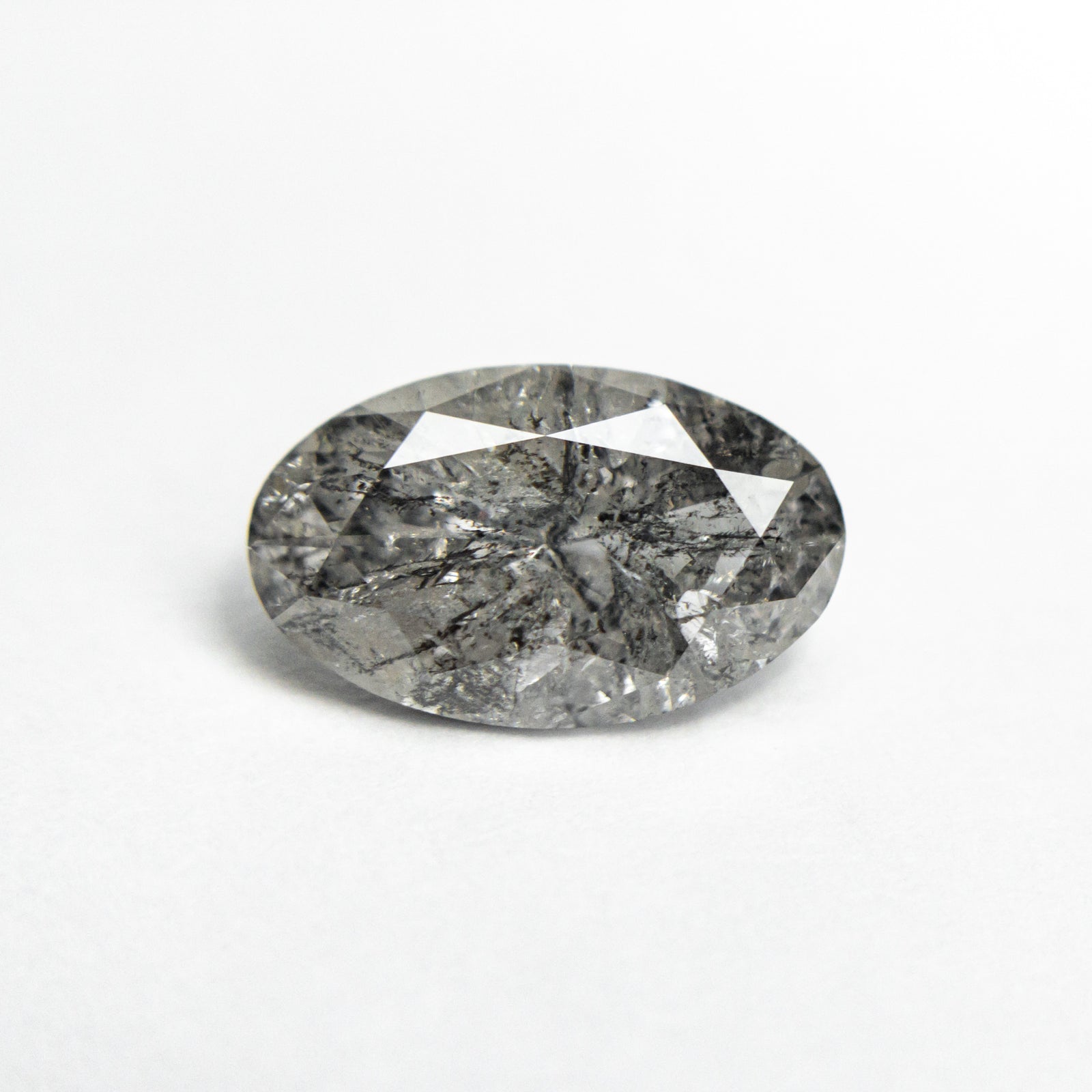 Hold D8404 (July 17) 1.59ct 9.90x6.08x3.77mm Oval Brilliant 22340-09