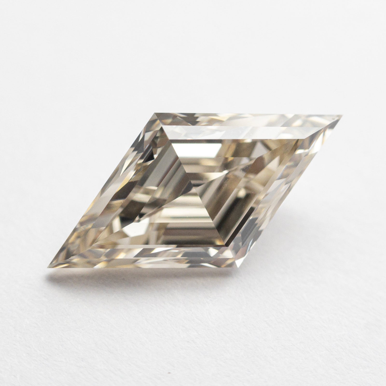 2.01ct 13.62x7.22x4.27mm GIA VVS1 S-T Lozenge Step Cut 22624-01