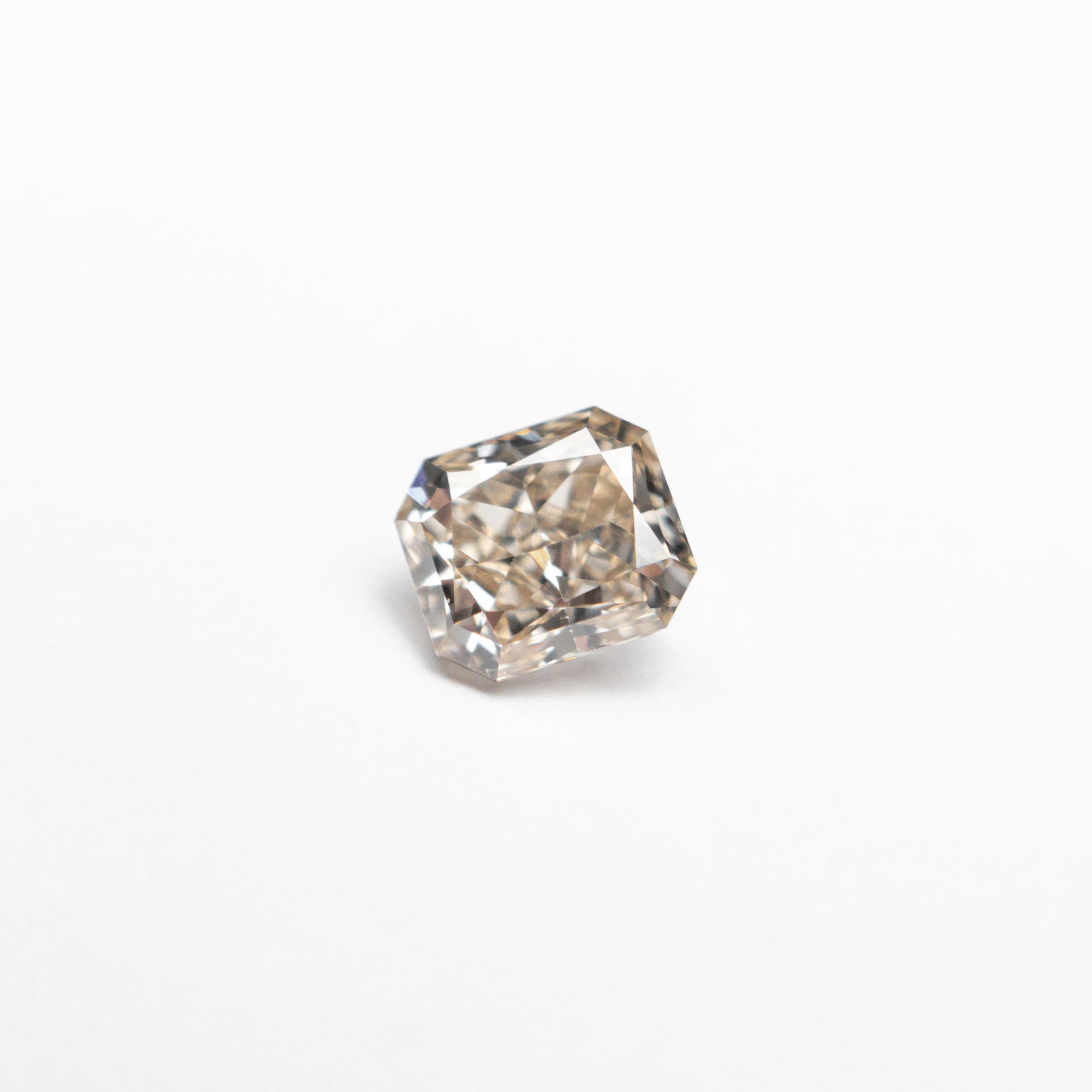 0.51ct 4.77x4.17x 2.83mm VS1 C3 Cut Corner Rectangle Brilliant 22752-04