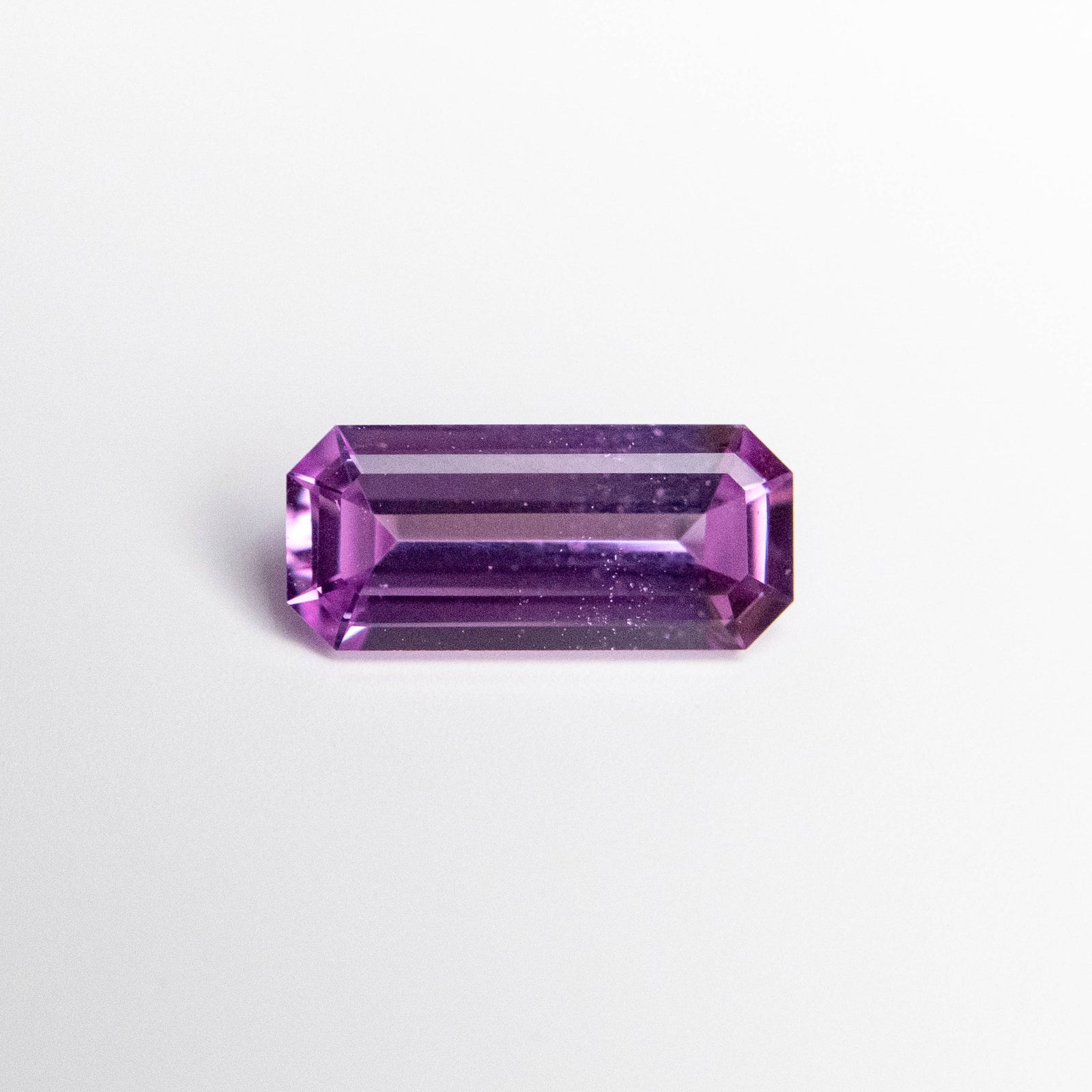 0.55ct 7.45x3.32x2.05mm Cut Corner Rectangle Step Cut Sapphire 23100-01