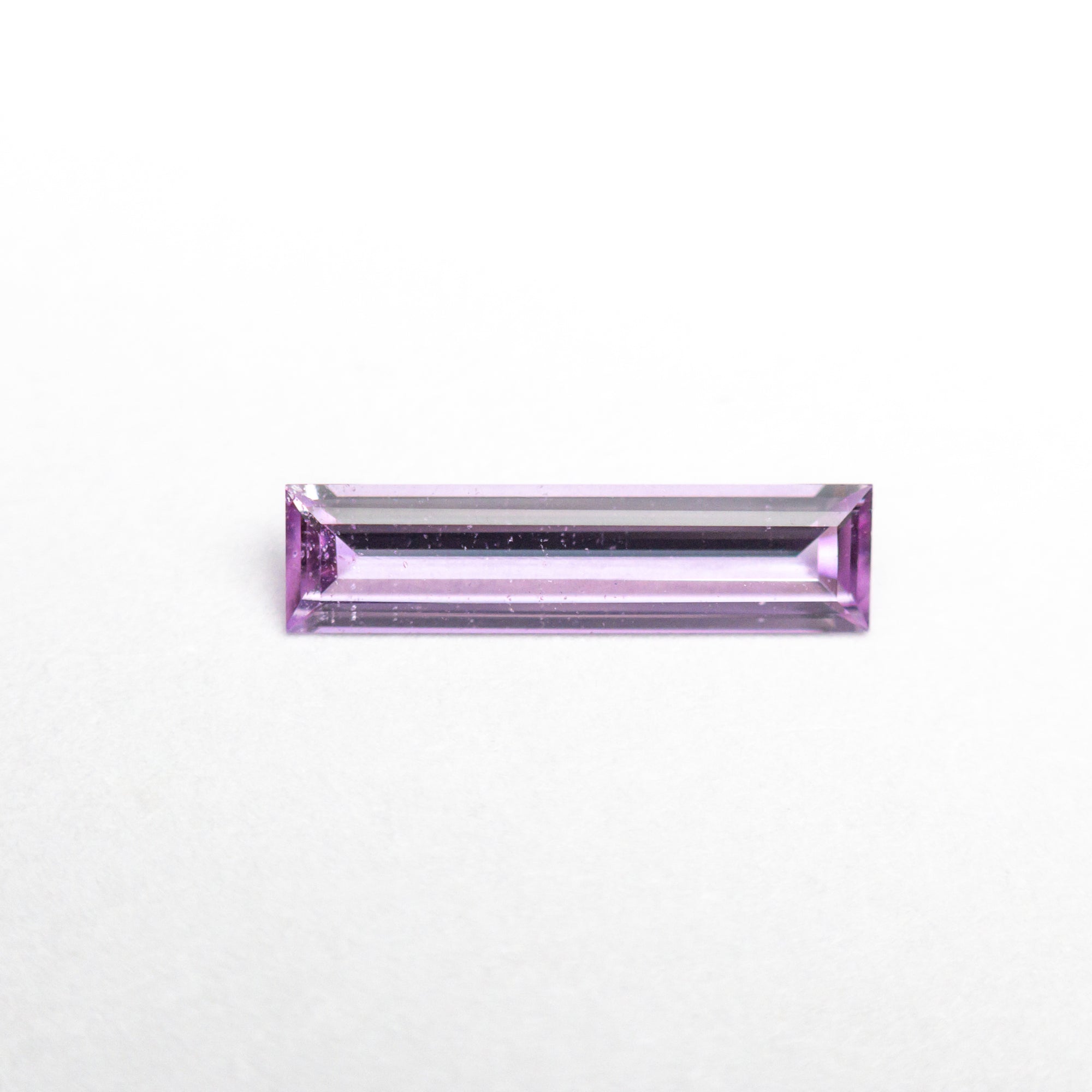 0.32ct 8.91x2.27x1.38mm Baguette Step Cut Sapphire 23121-01