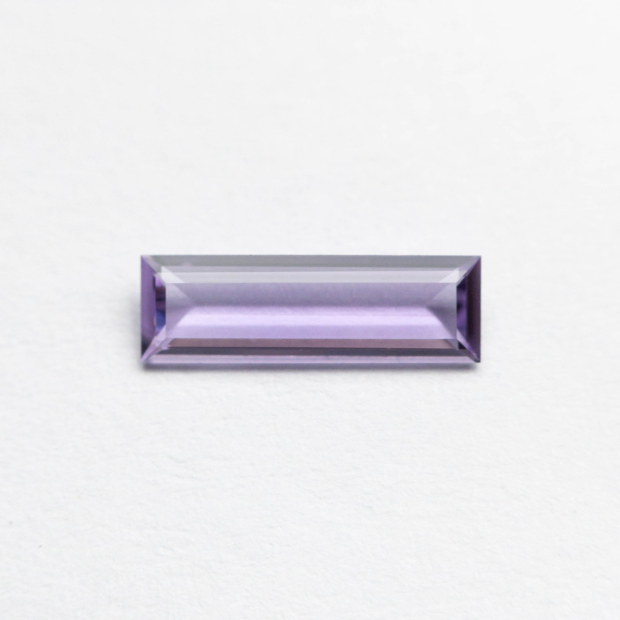 0.43ct 8.92x2.81x1.34mm Baguette Step Cut Sapphire 23122-01 - Misfit ...