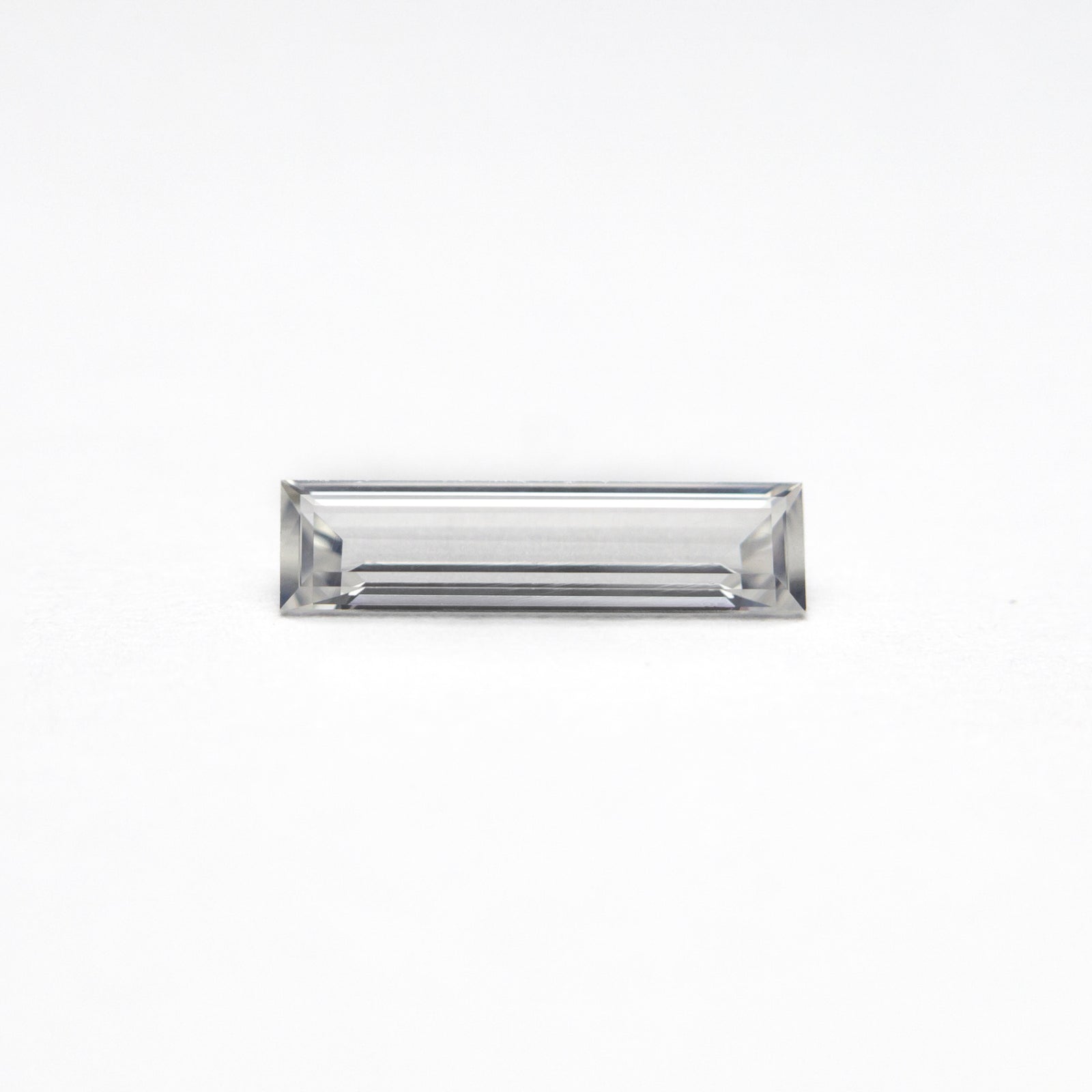 0.48ct 8.93x2.77x1.70mm Baguette Step Cut Sapphire 23143-01