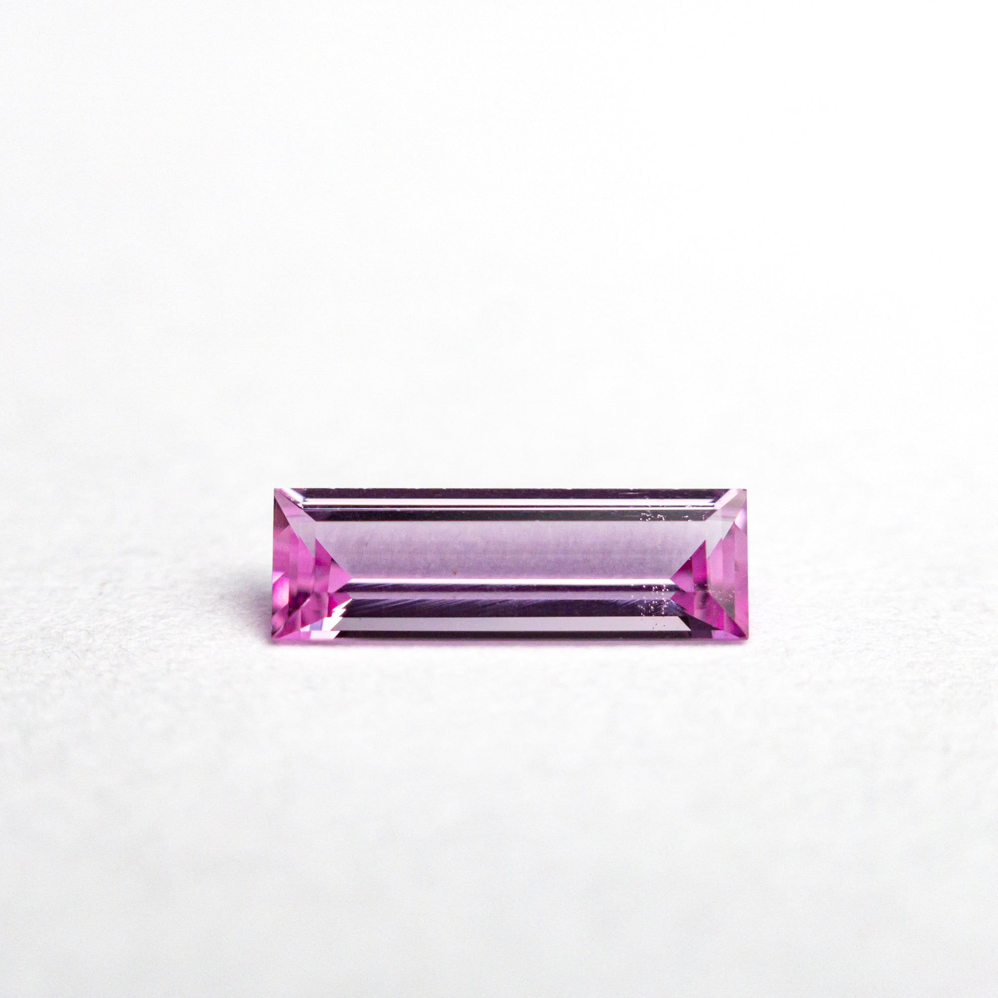 0.35ct 7.60x2.53x1.62mm Baguette Step Cut Sapphire 23149-01