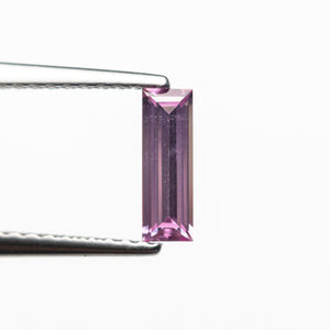0.35ct 7.60x2.53x1.62mm Baguette Step Cut Sapphire 23149-01