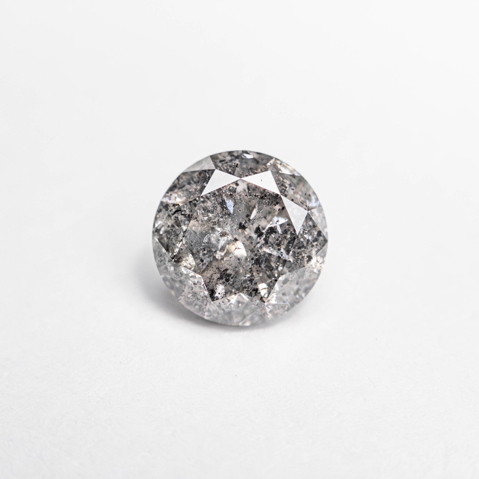0.93ct 6.05x6.04x3.79mm Round Brilliant 23184-19
