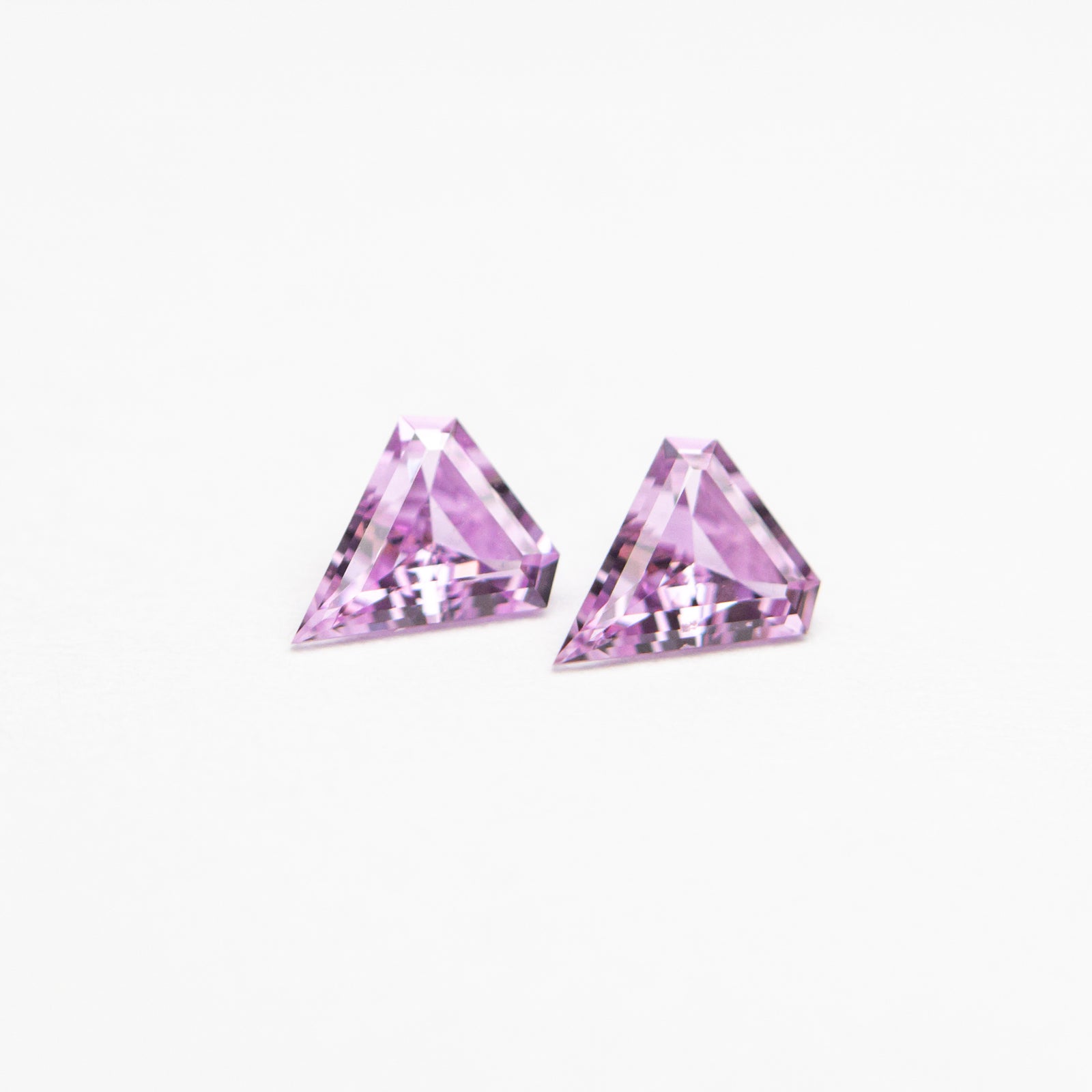 0.25cttw 2pc 3.98x3.50x1.62mm 3.98x3.48x1.66mm Shield Step Cut Sapphire Matching Pair 23394-01