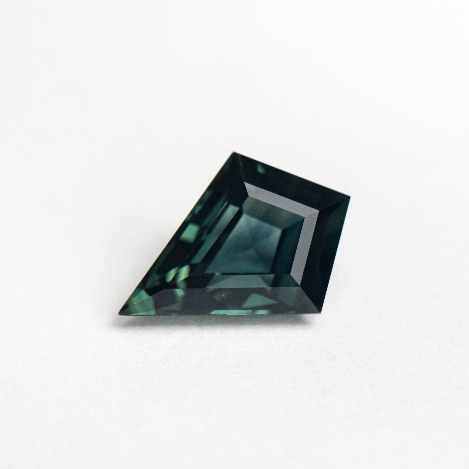 1.71ct 10.40x7.30x3.98mm Kite Step Cut Sapphire 23478-02