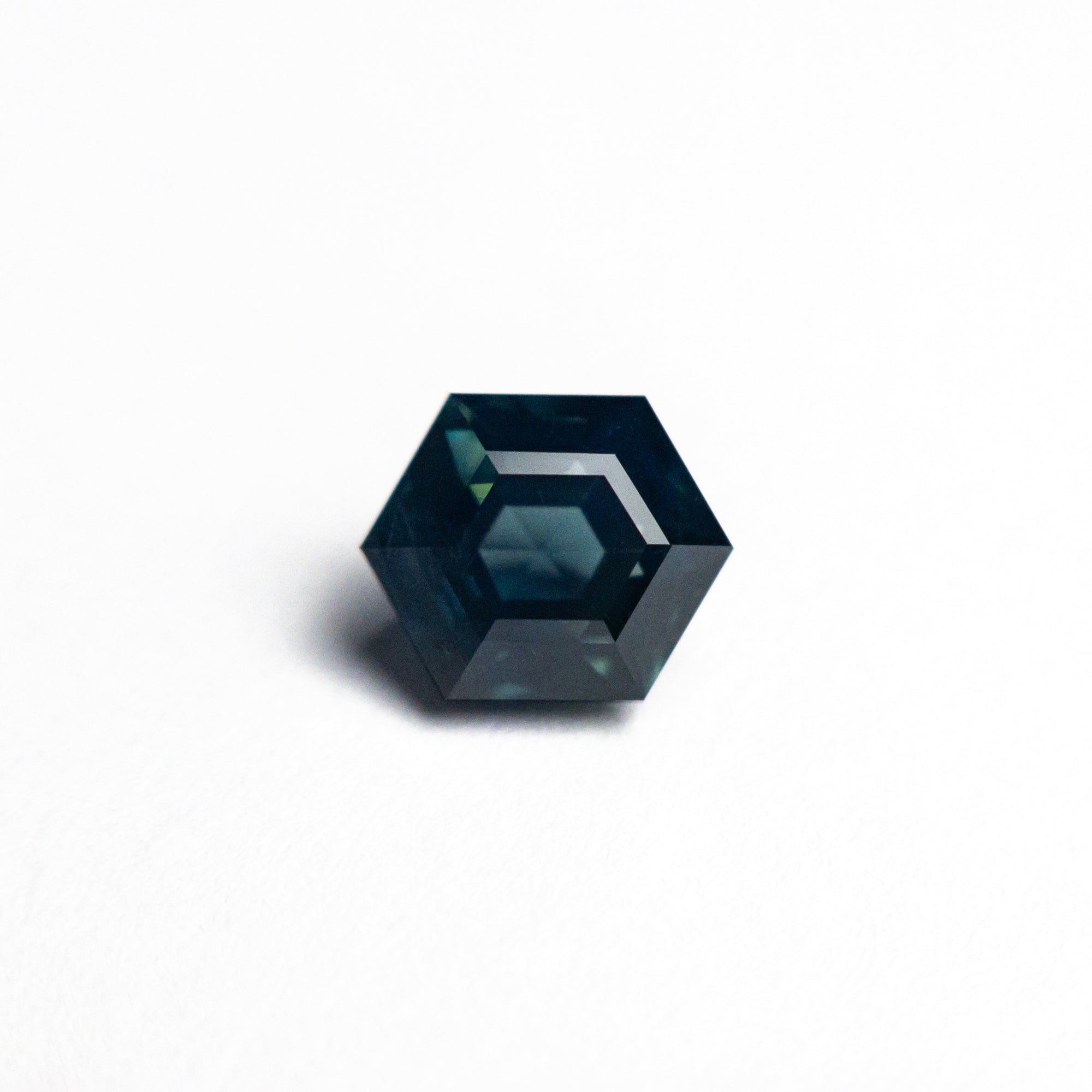 1.13ct 6.53x5.37x3.91mm Hexagon Step Cut Sapphire 23498-15