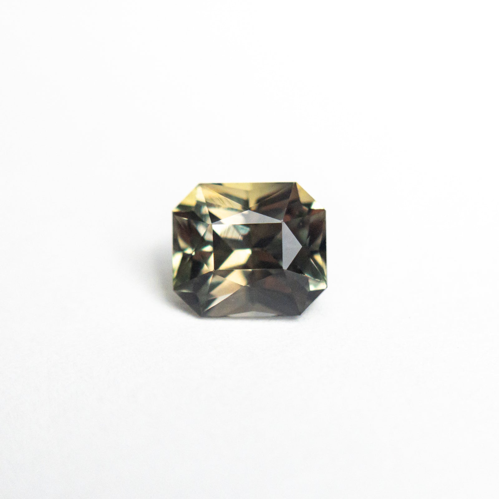1.03ct 5.87x5.11x3.98mm Cut Corner Rectangle Brilliant Sapphire 23556-01