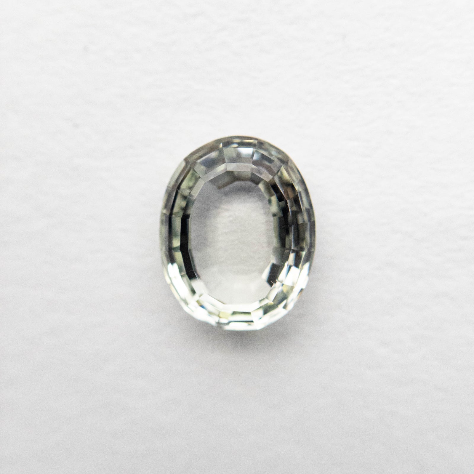 1.17ct 6.95x5.55x2.84mm Oval Portrait Cut Sapphire 23684-09