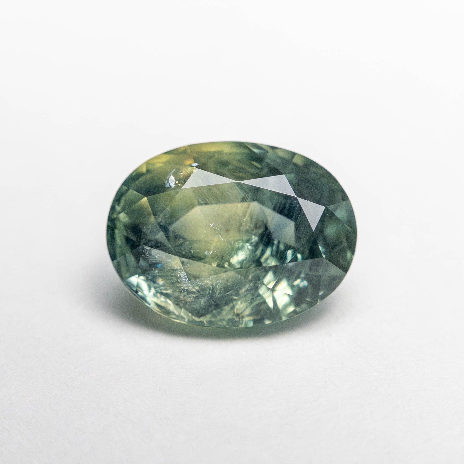 2.44ct 8.85x6.68x4.78mm Oval Brilliant Sapphire 23693-22