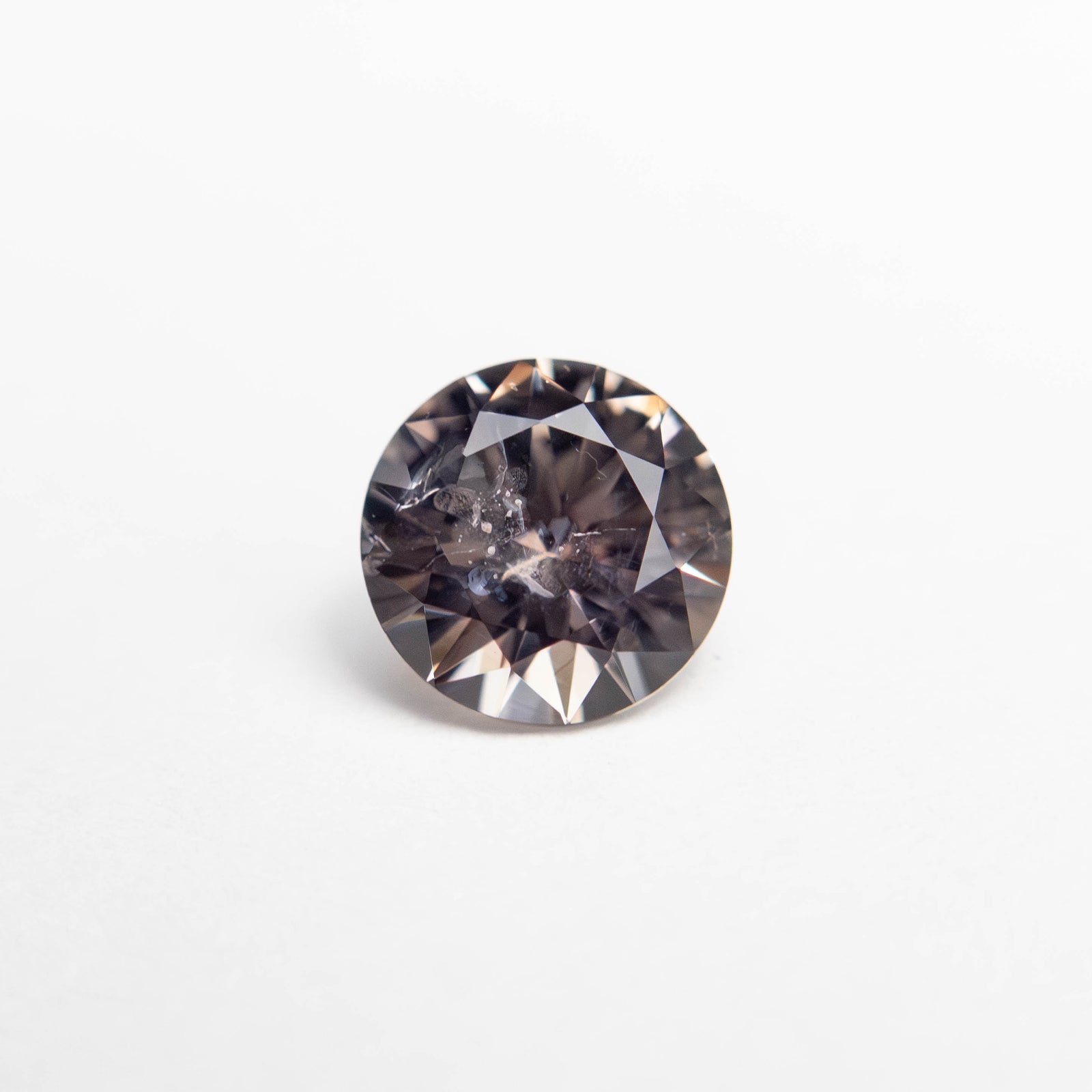 0.73ct 5.54x5.52x3.43mm Round Brilliant Sapphire 23711-09