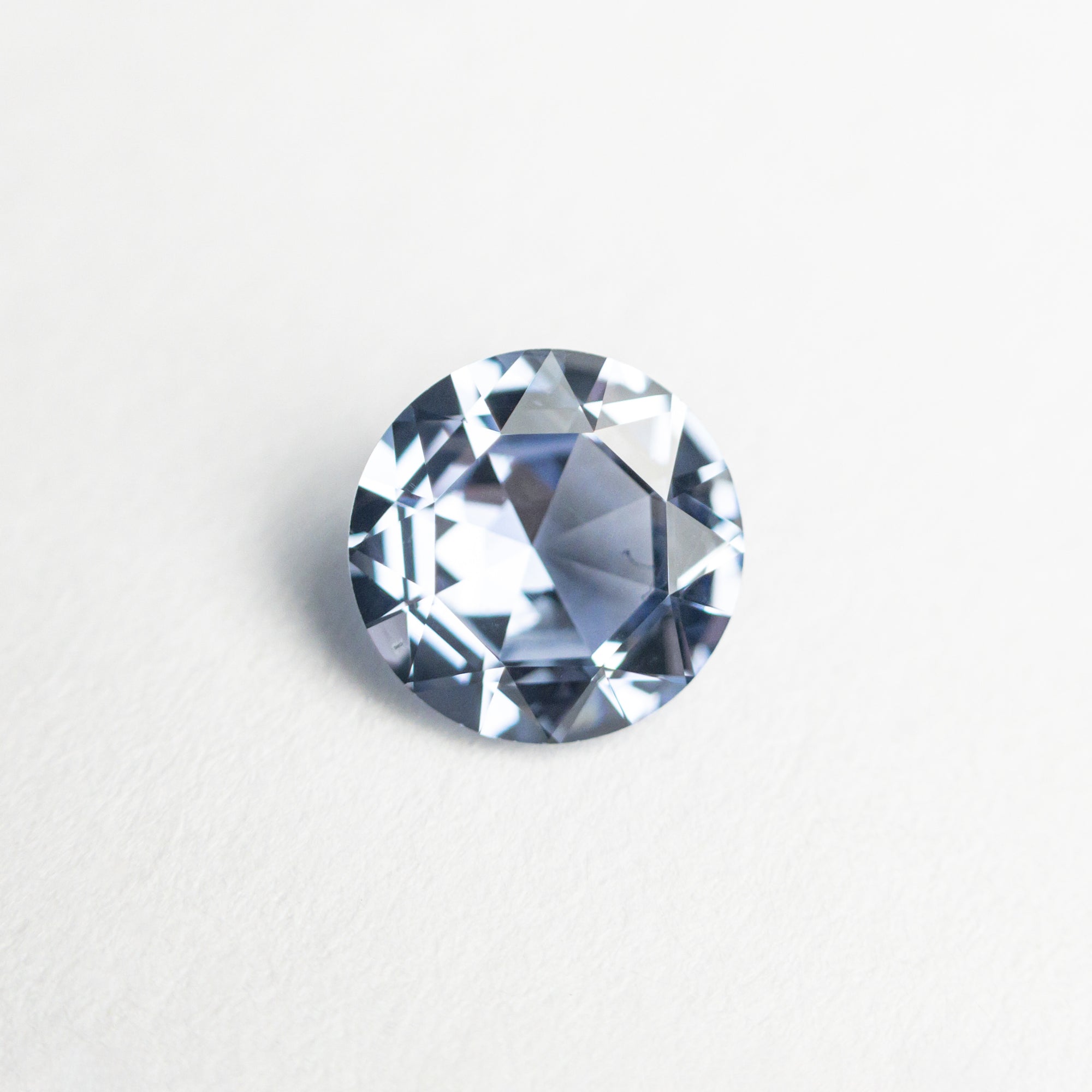 0.83ct 6.00x5.98x3.16mm Round Brilliant Sapphire 23743-01