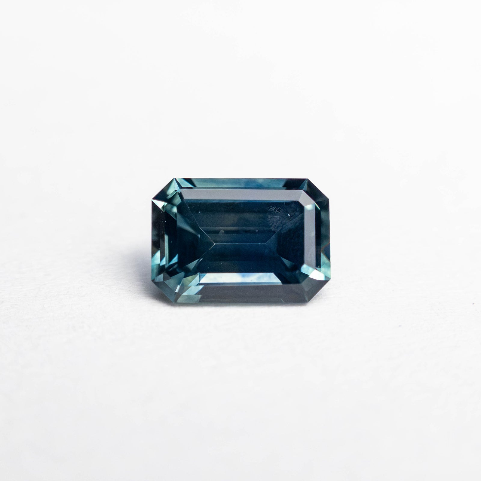 0.69ct 5.97x4.22x2.85mm Cut Corner Rectangle Step Cut Sapphire 23756-03