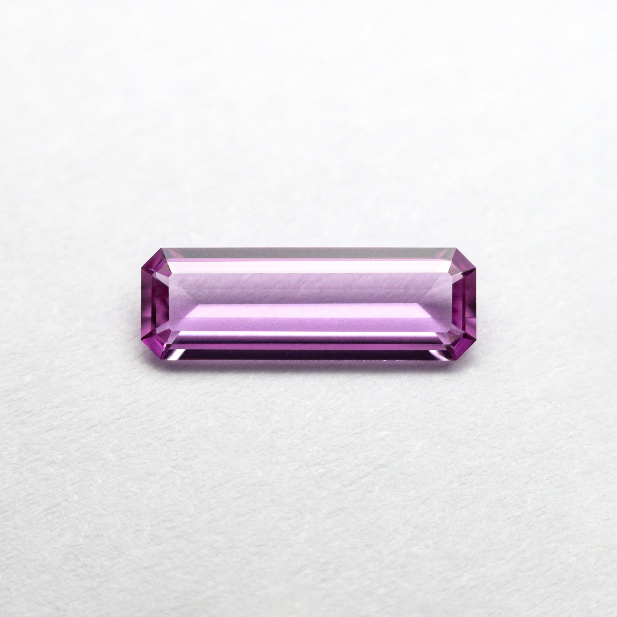 0.53ct 9.01x3.03x1.56mm Baguette Step Cut Sapphire 23771-03