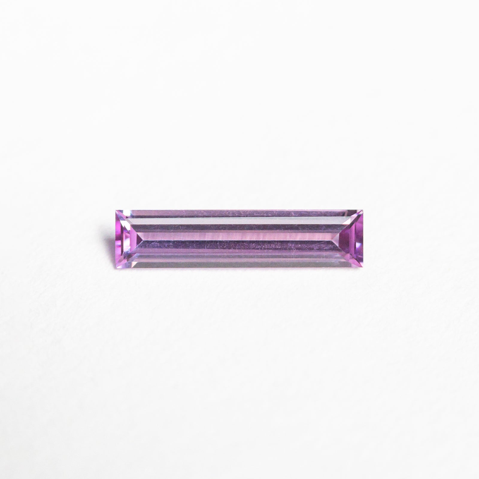 0.26ct 8.55x1.99x1.30mm Baguette Step Cut Sapphire 23775-05