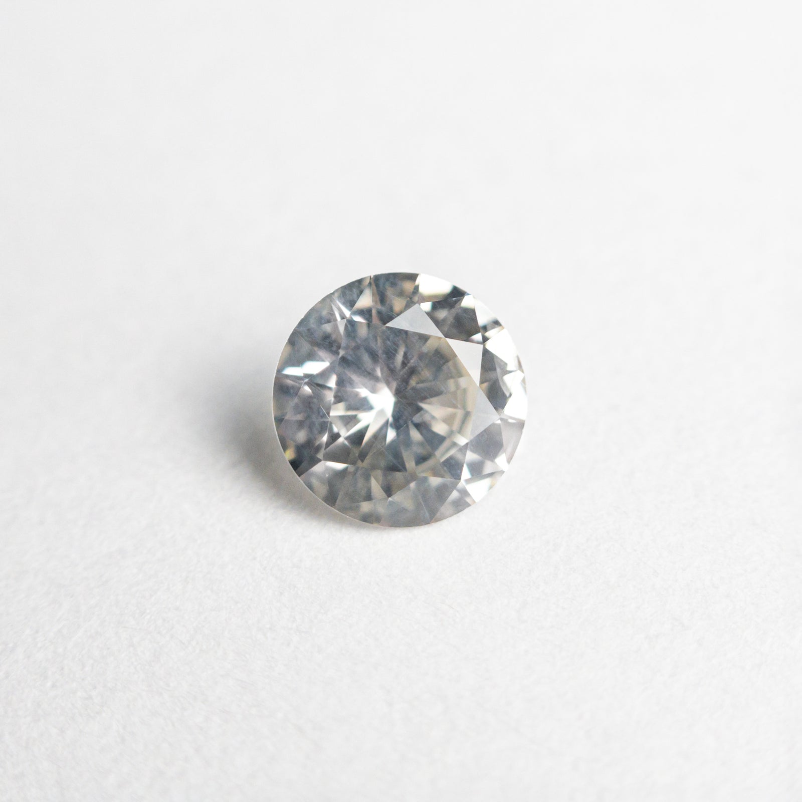 0.60ct 5.33x5.32x3.03mm Round Brilliant Sapphire 23782-04