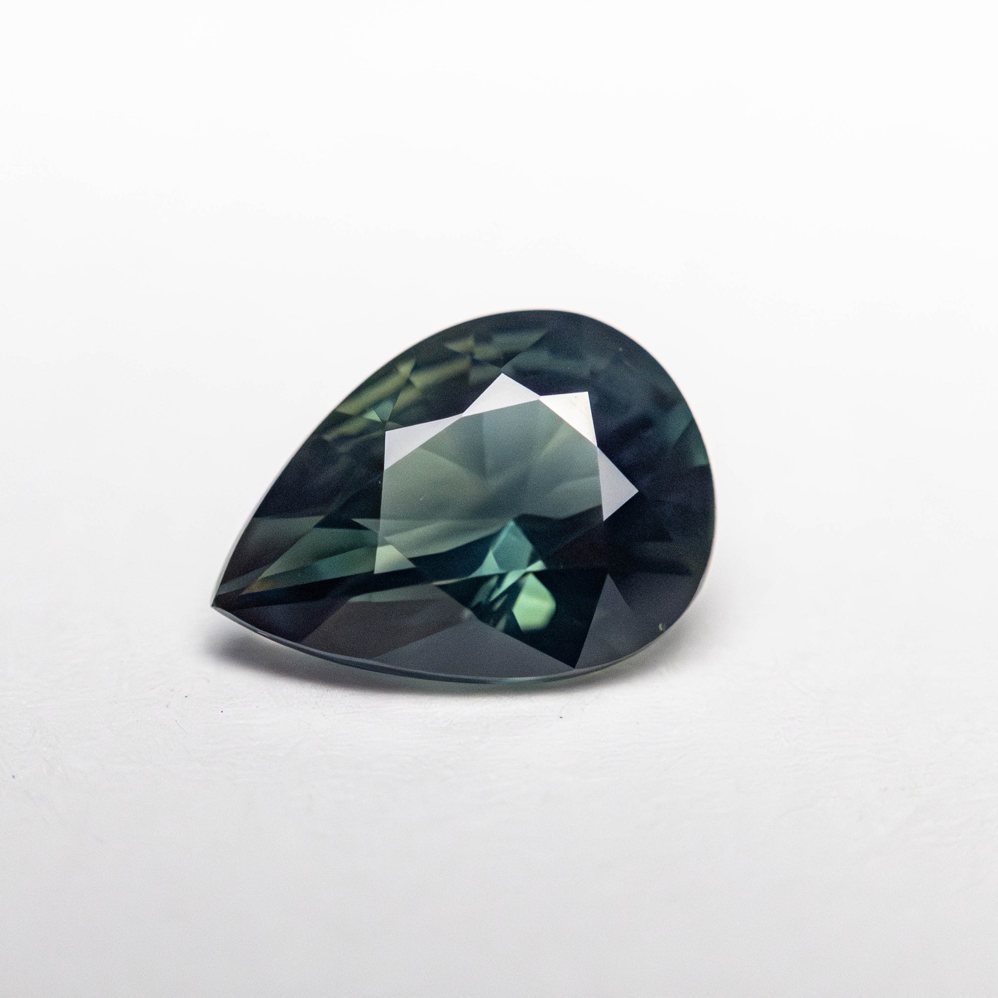 1.53ct 8.85x6.43x3.86mm Pear Brilliant Sapphire 23813-26